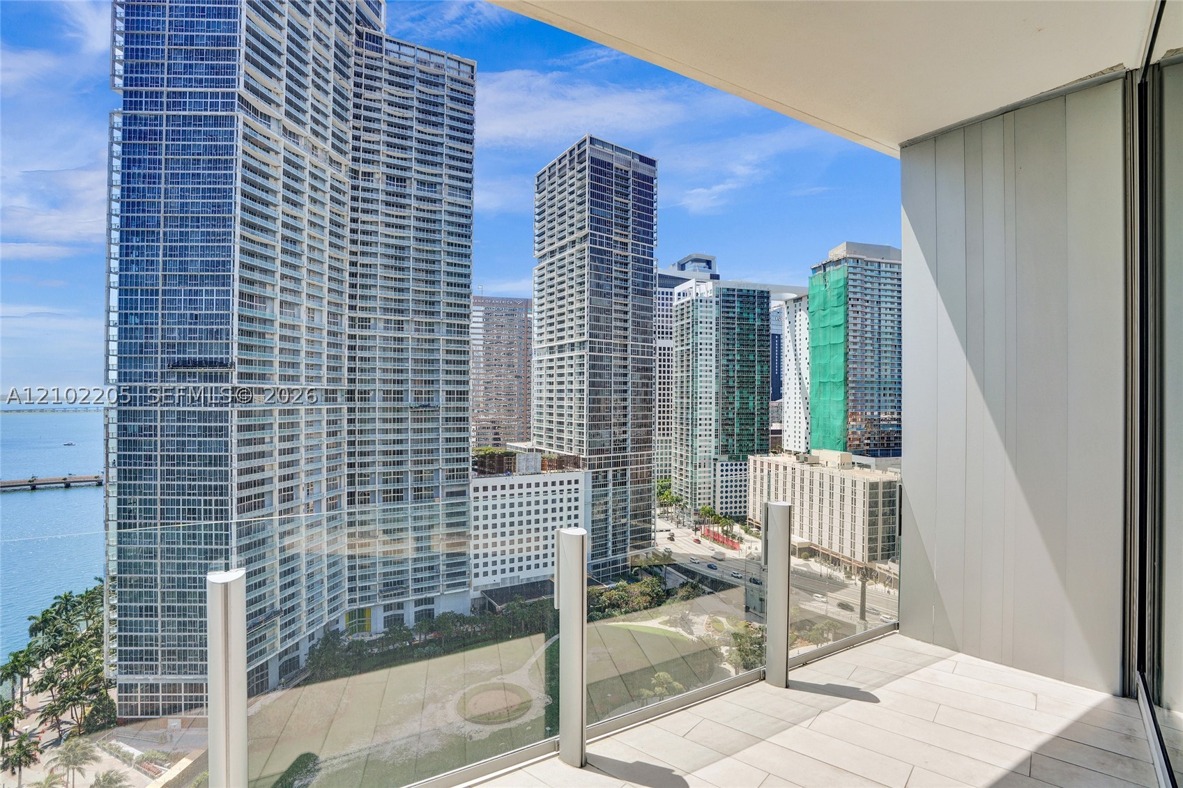 image Aston Martin Residences3