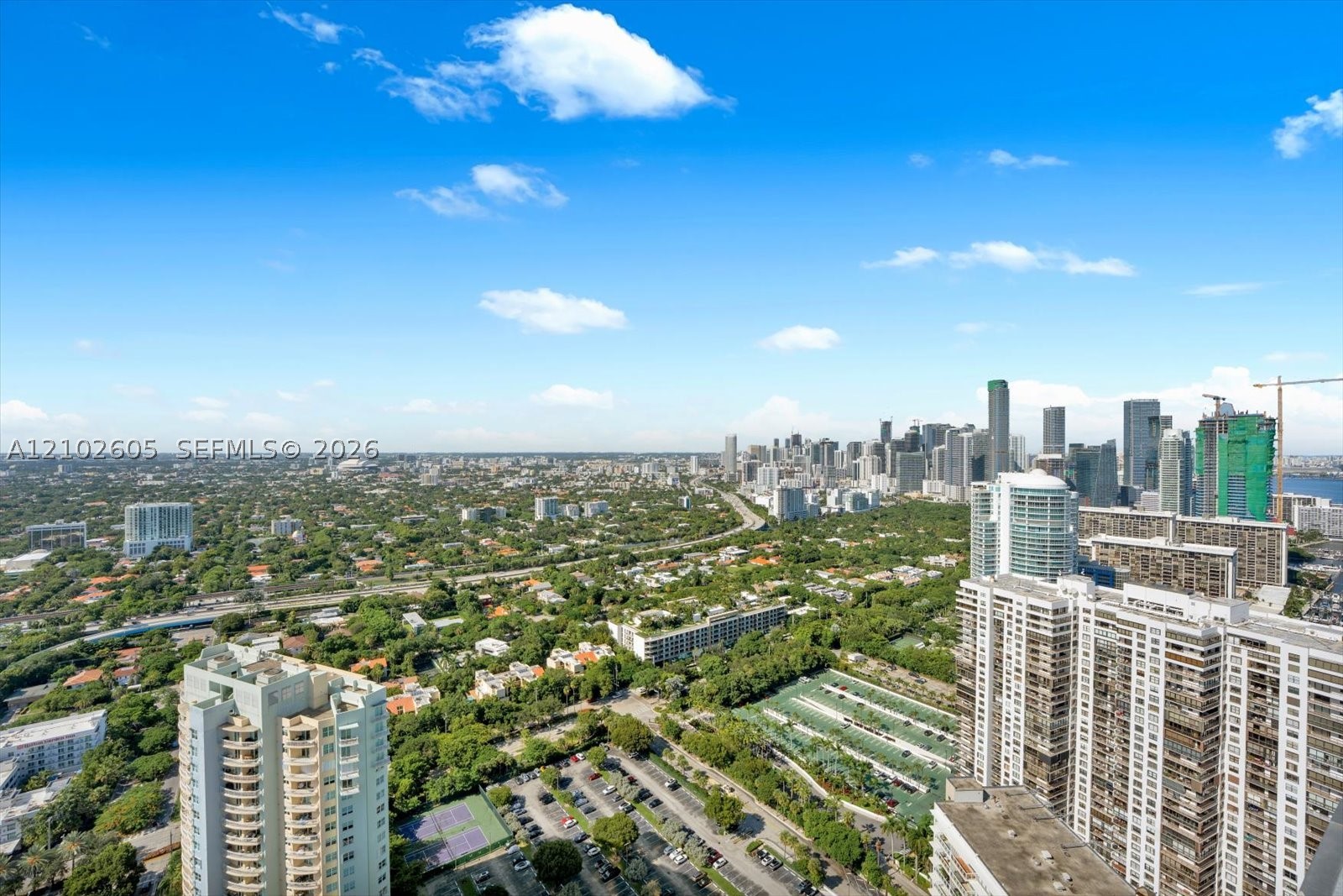 image Una Residences30