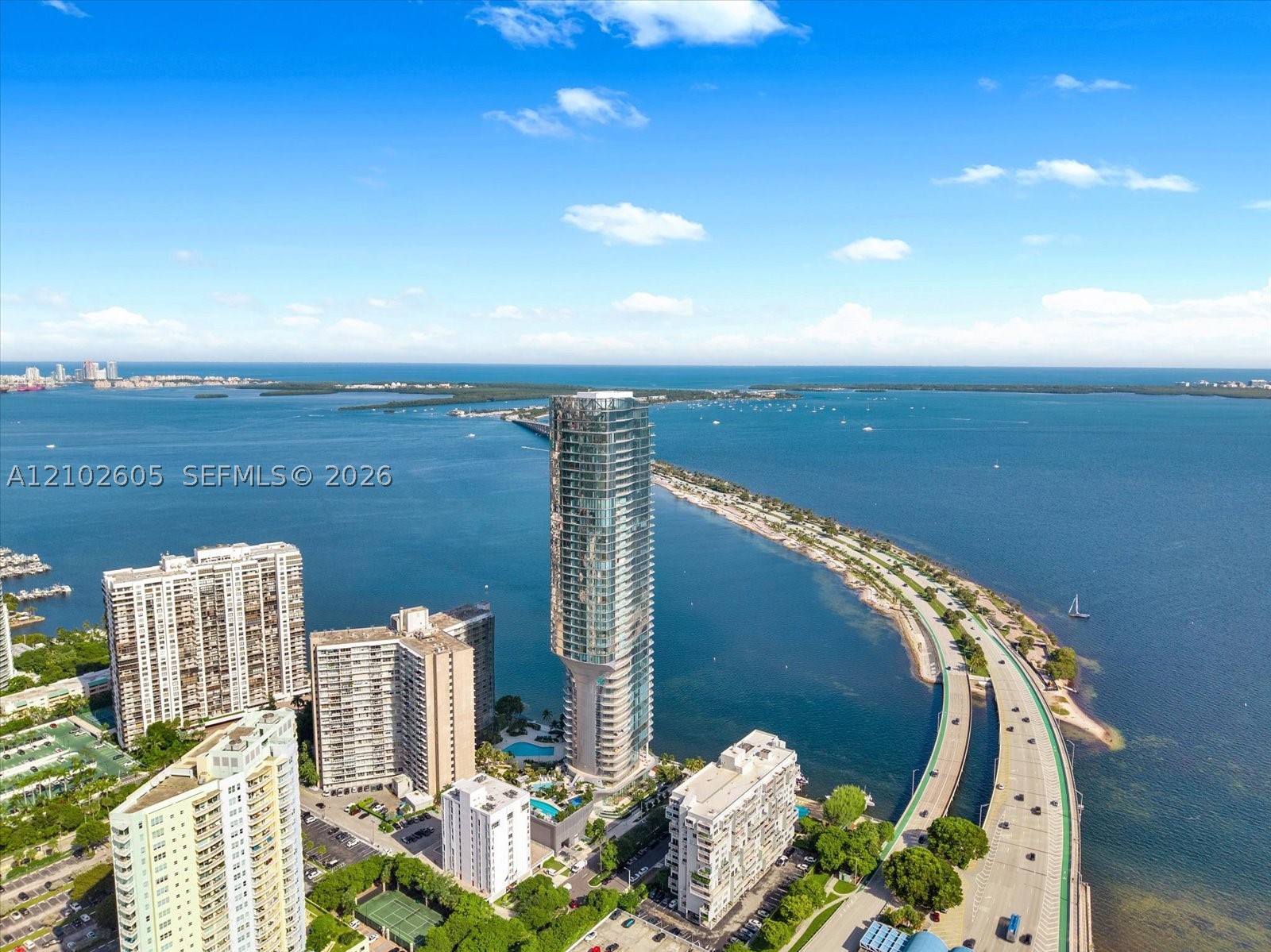 image Una Residences32