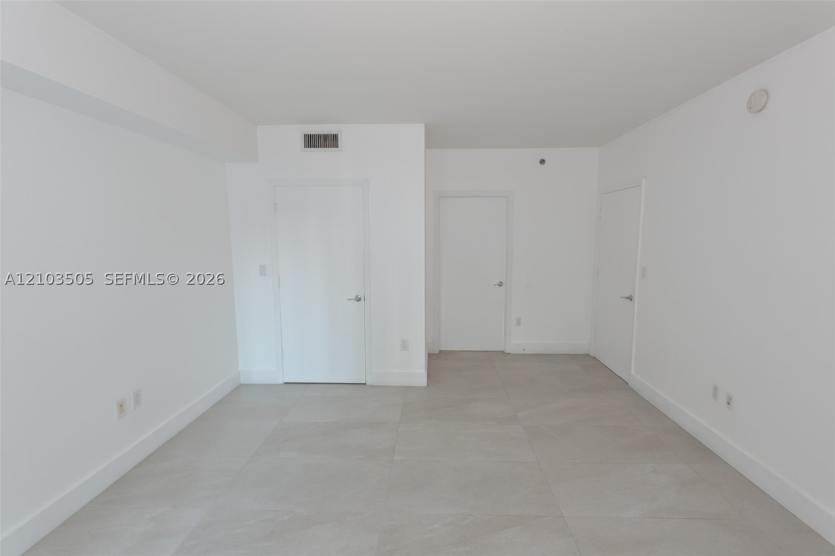 image 500 Brickell East13