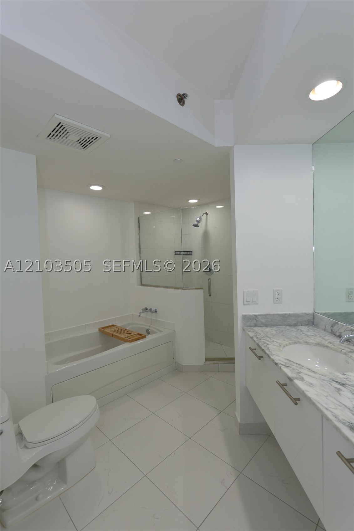image 500 Brickell East16