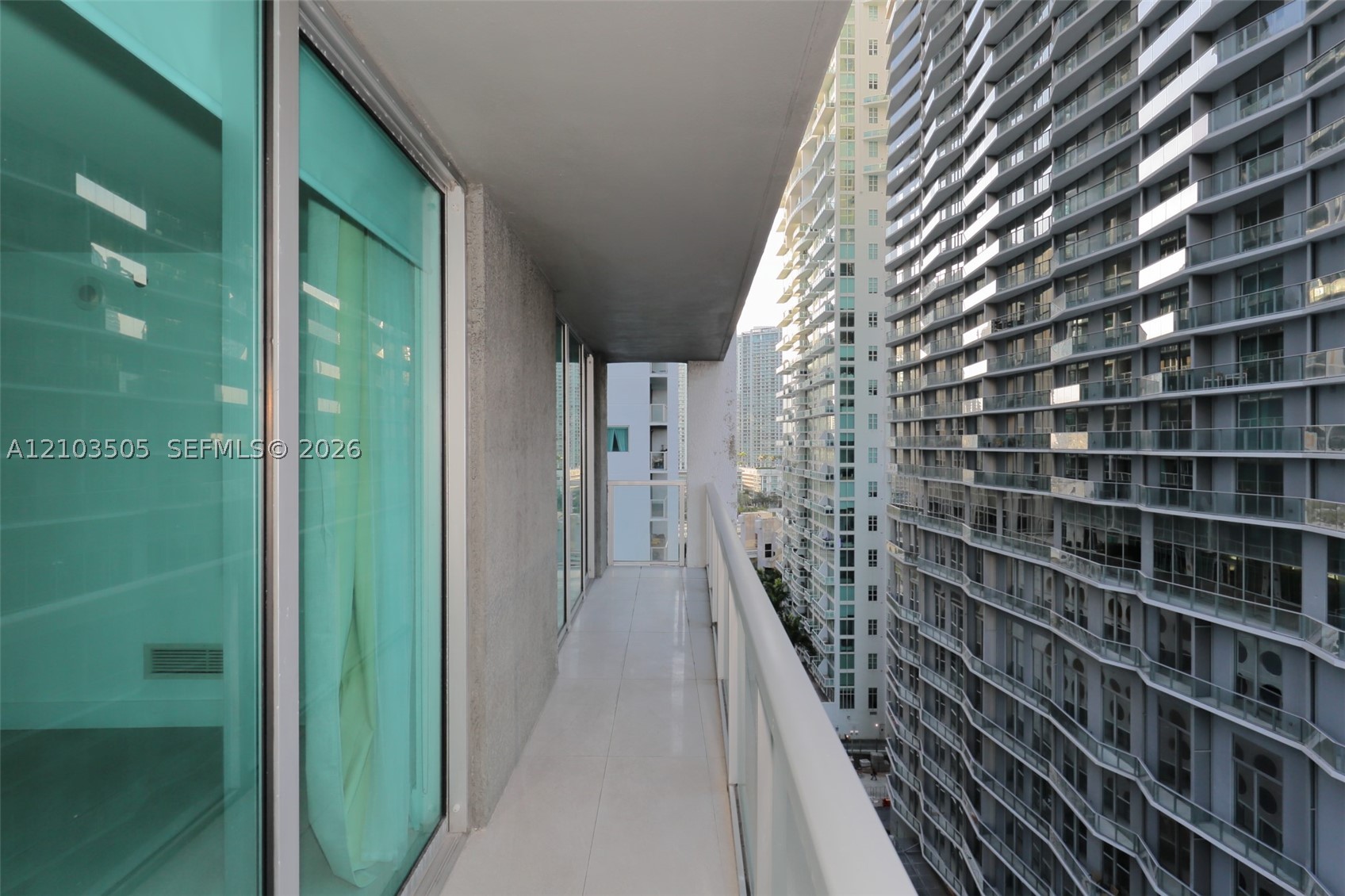 image 500 Brickell East18