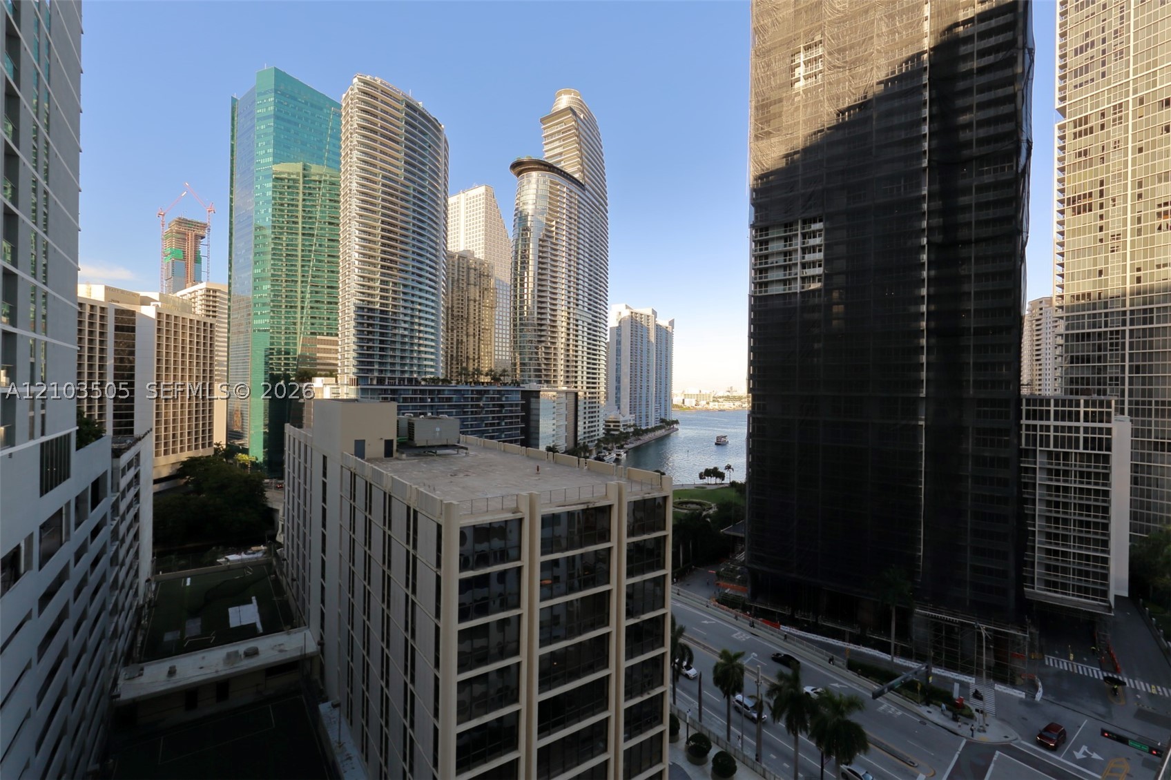 image 500 Brickell East6