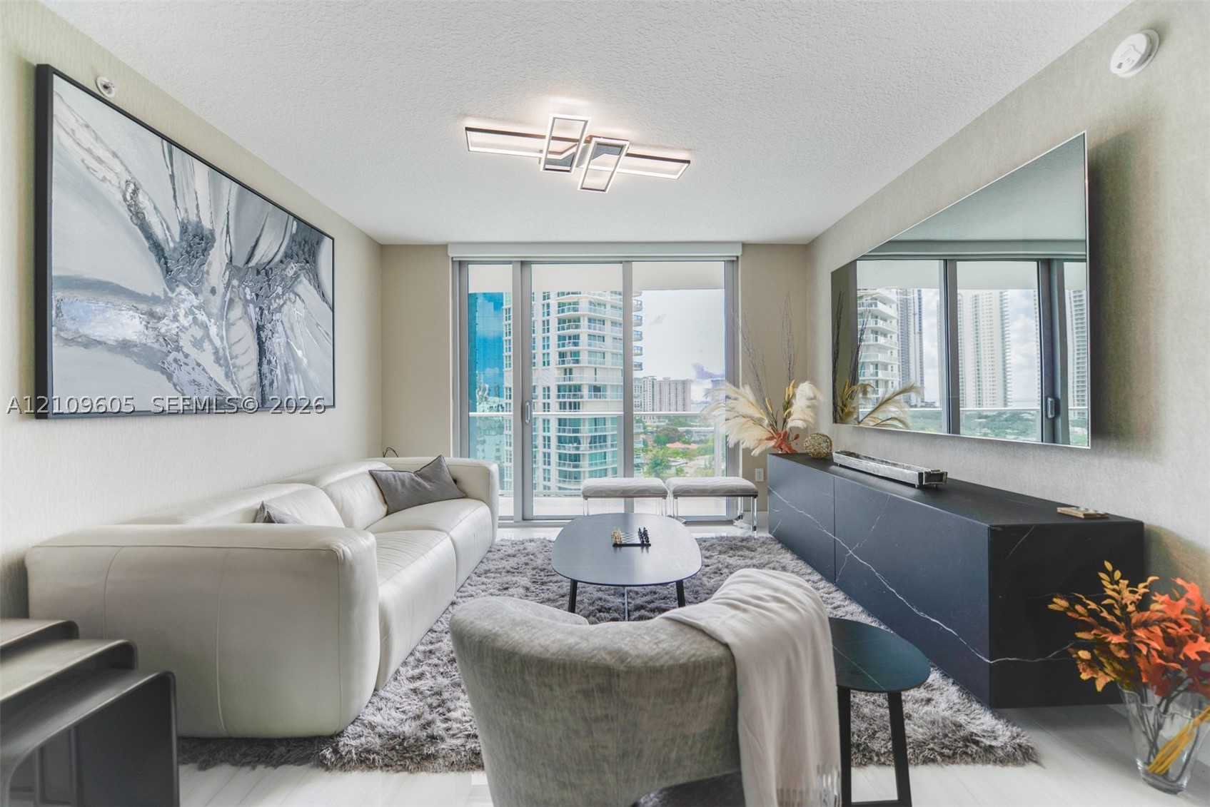 300 Sunny Isles Blvd #4-906