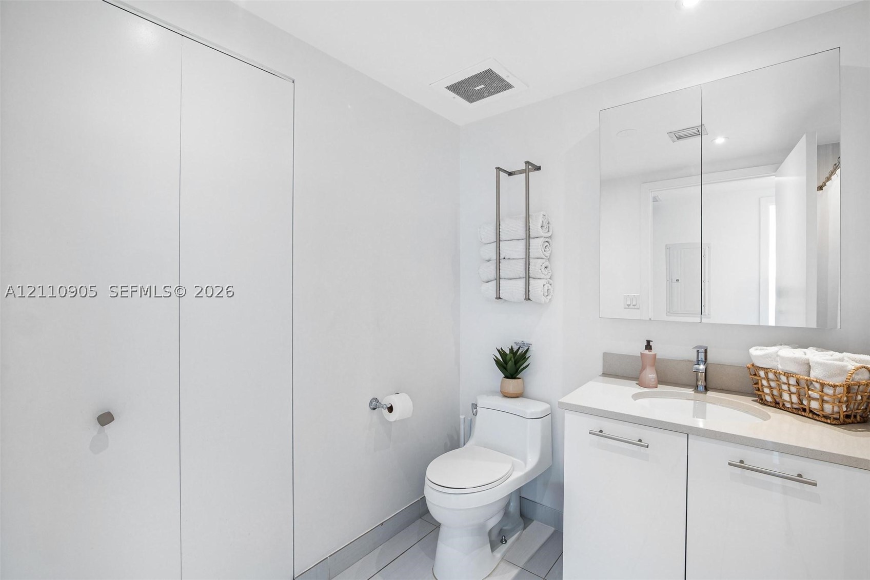 3250 NE 1st Ave #1117 Miami, FL 33137