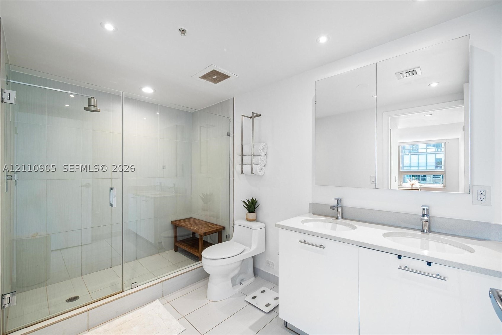 3250 NE 1st Ave #1117 Miami, FL 33137