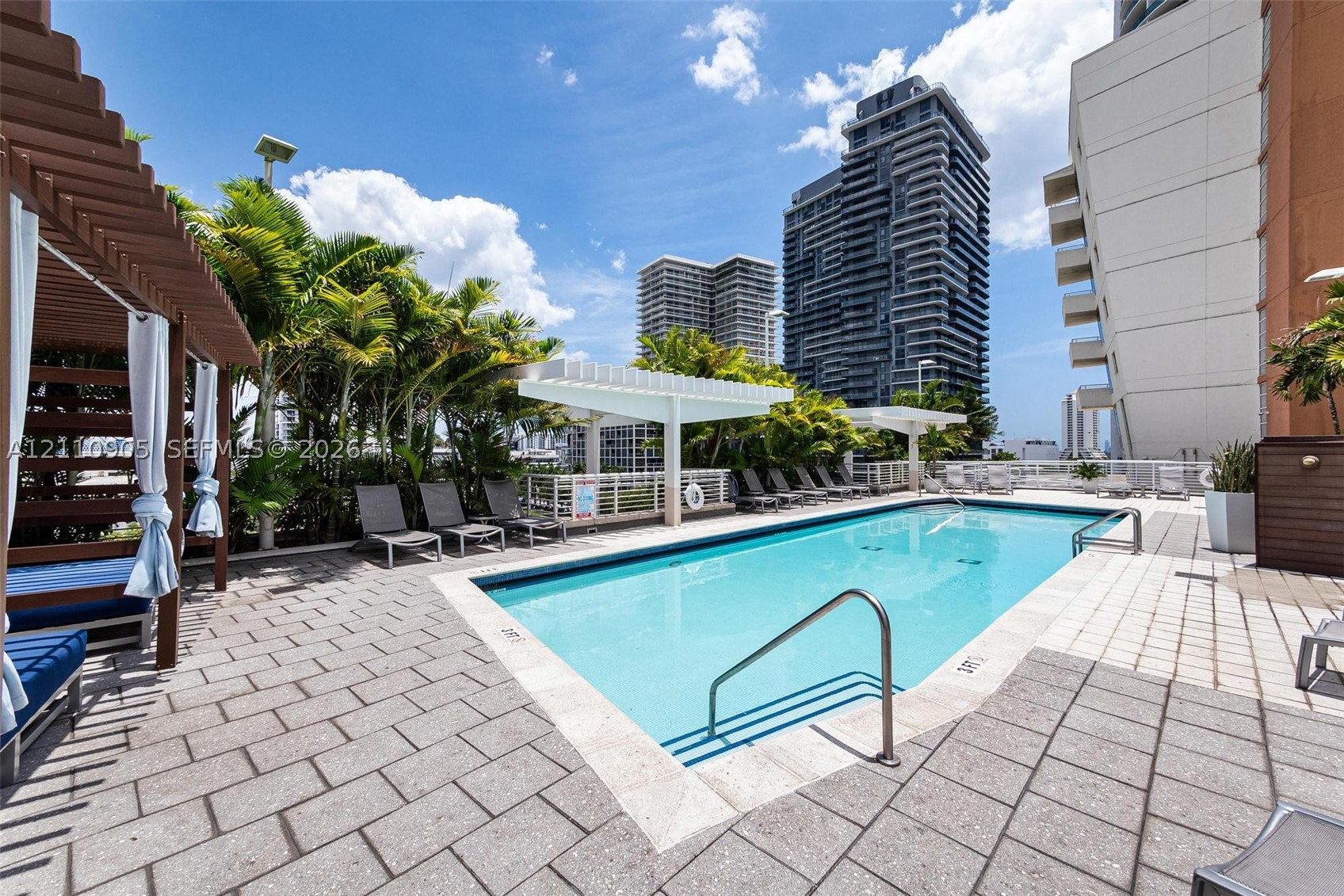 3250 NE 1st Ave #1117 Miami, FL 33137