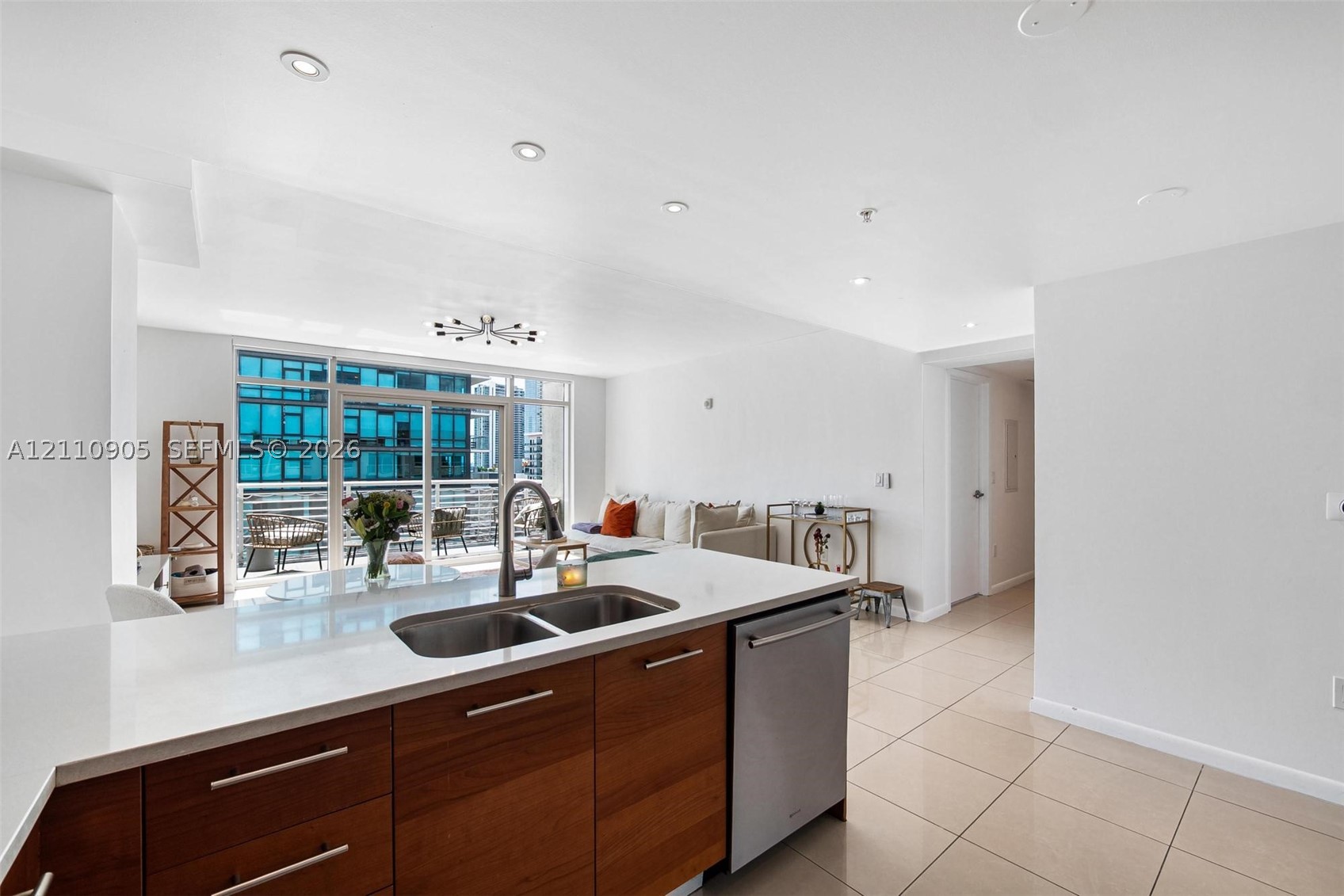3250 NE 1st Ave #1117 Miami, FL 33137
