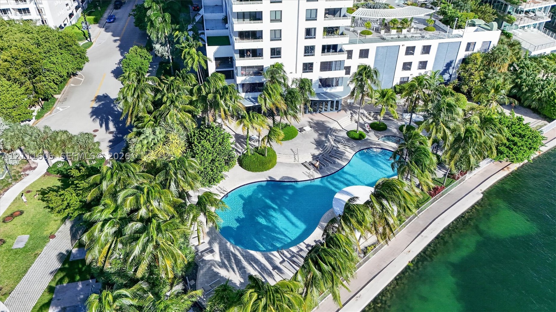 1330 West Ave #PH02 Miami Beach, FL 33139