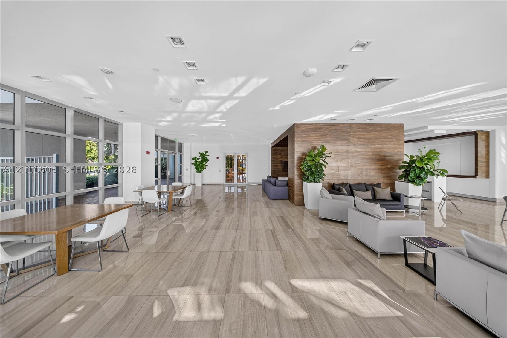 1330 West Ave #PH02 Miami Beach, FL 33139