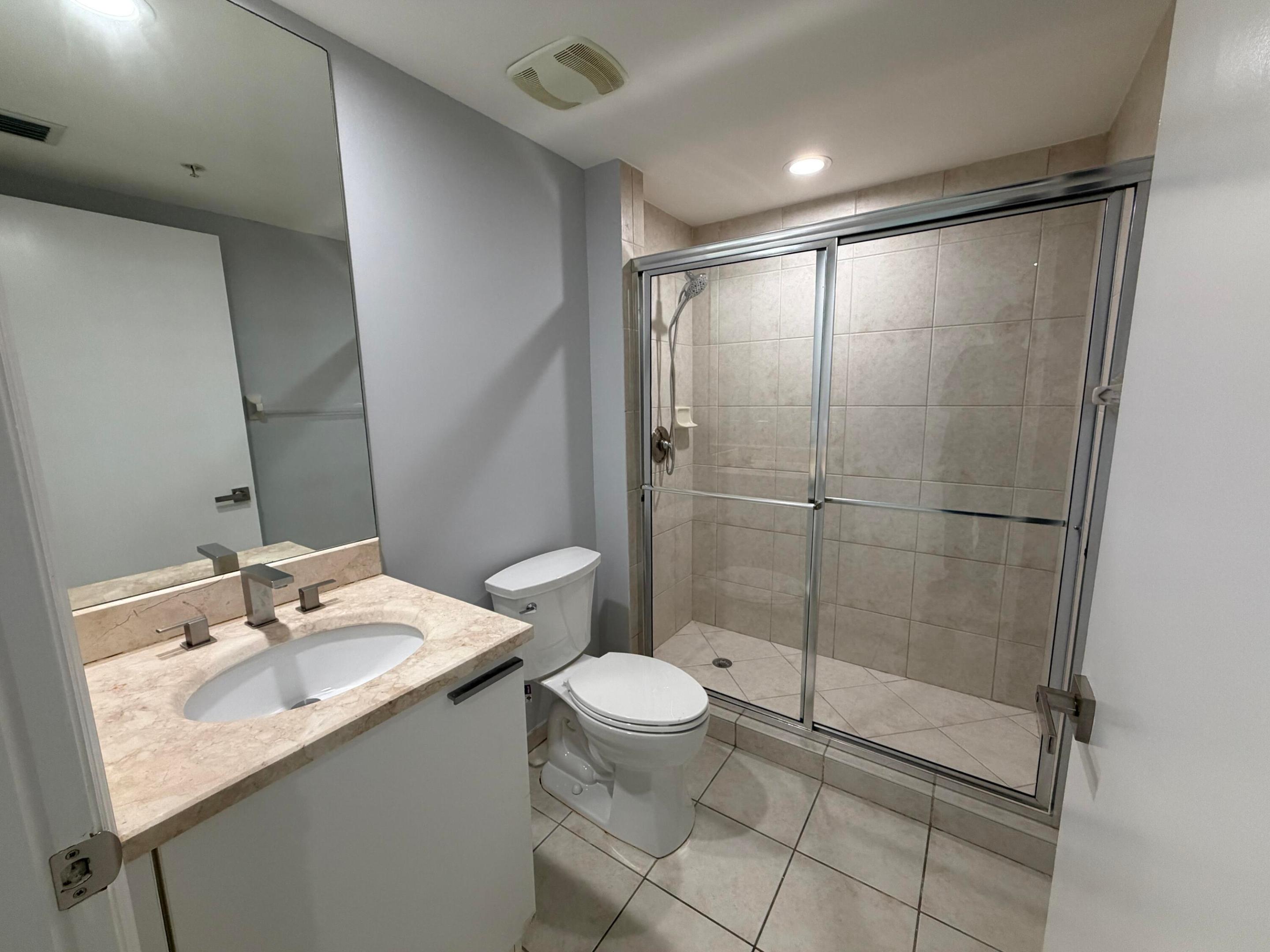 15051 Royal Oaks #1603 North Miami, FL 33181