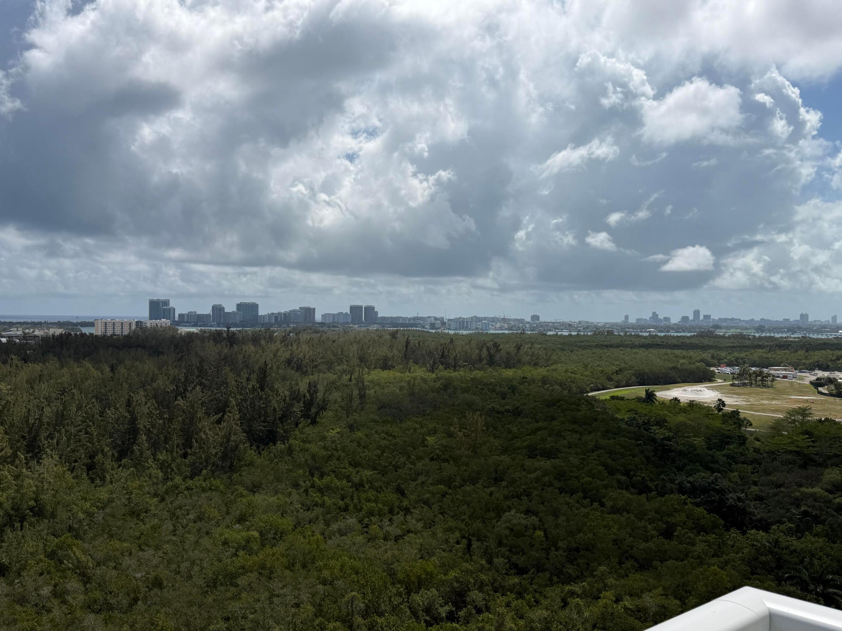 15051 Royal Oaks #1603 North Miami, FL 33181