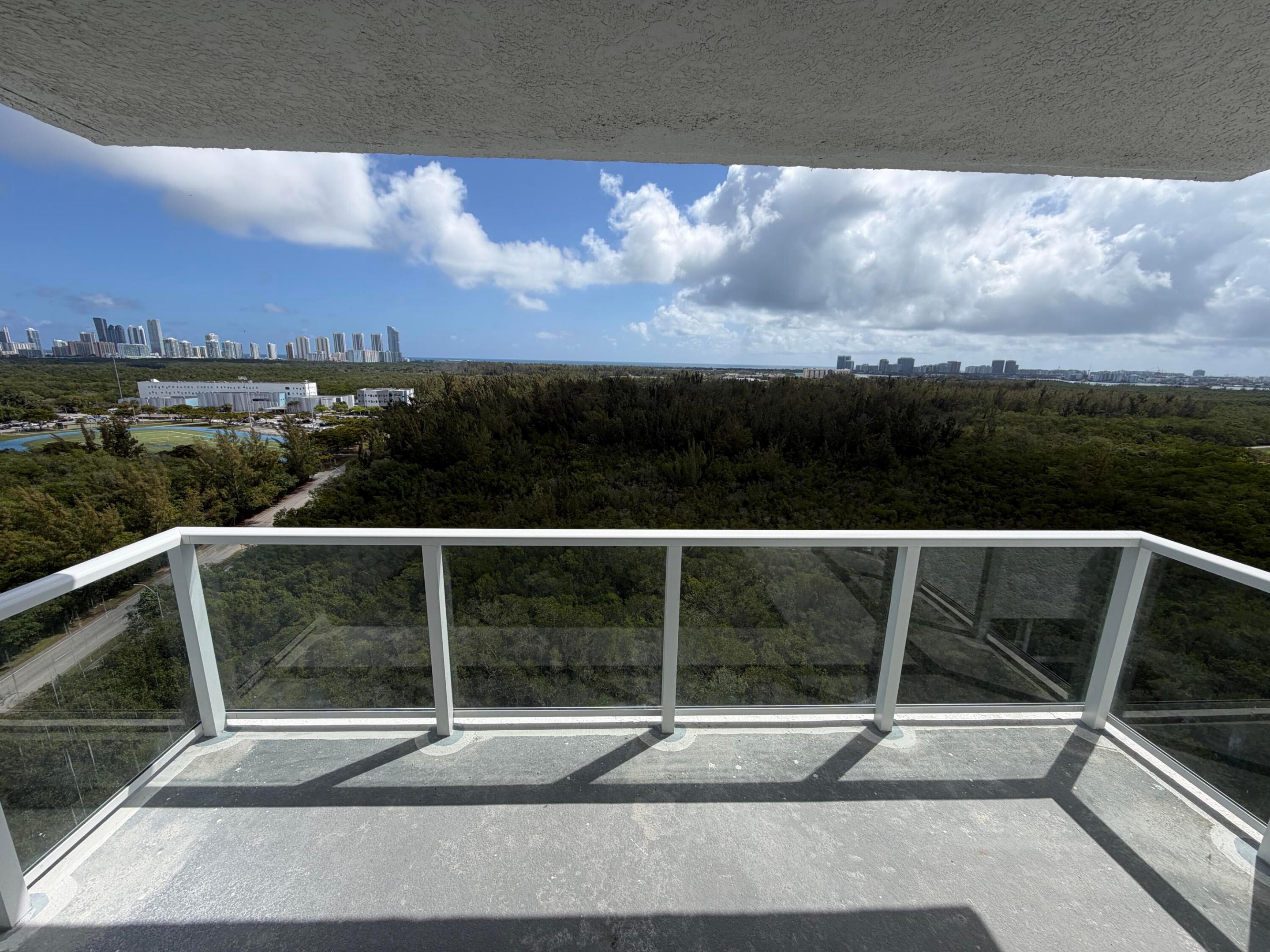 15051 Royal Oaks #1603 North Miami, FL 33181