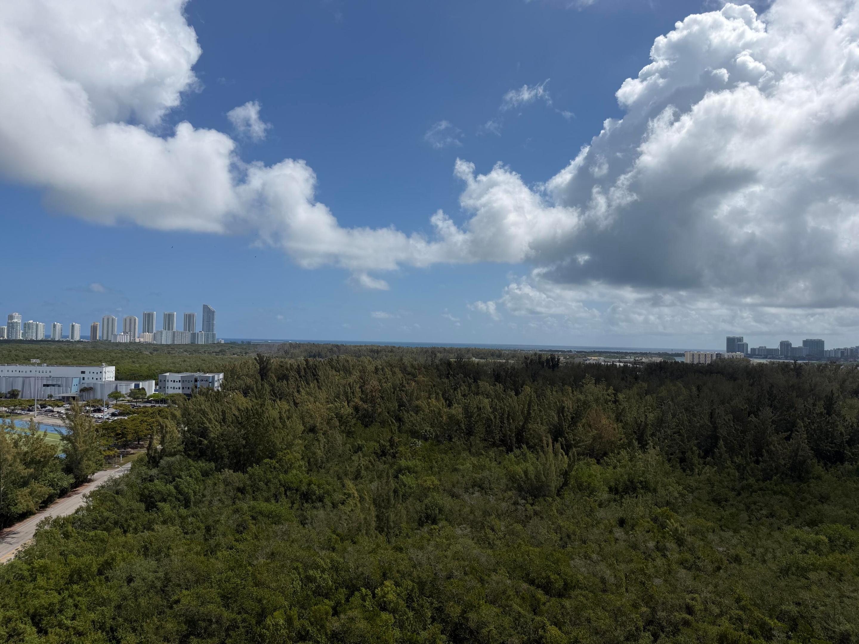 15051 Royal Oaks #1603 North Miami, FL 33181