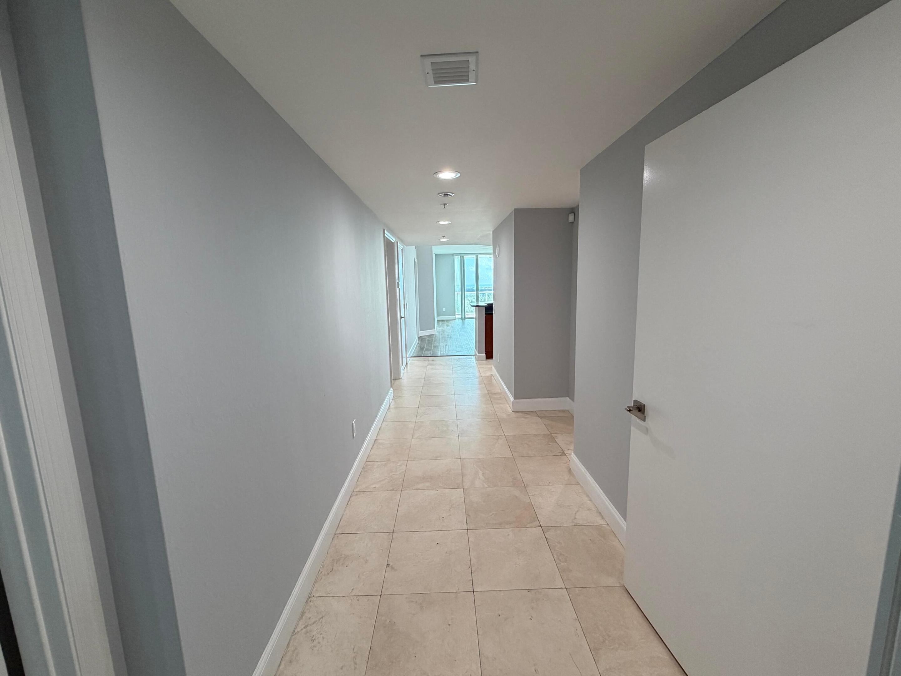 15051 Royal Oaks #1603 North Miami, FL 33181
