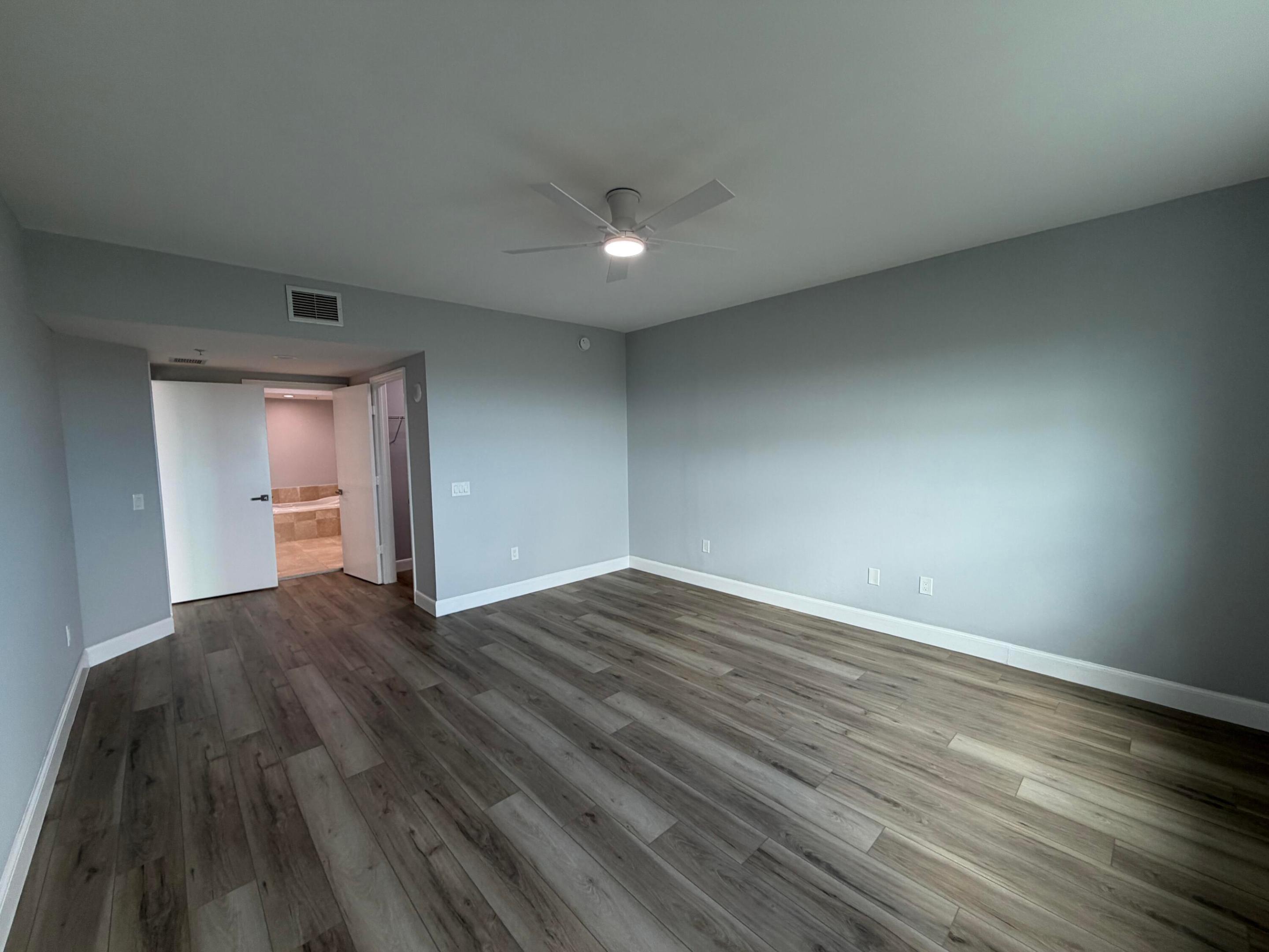 15051 Royal Oaks #1603 North Miami, FL 33181