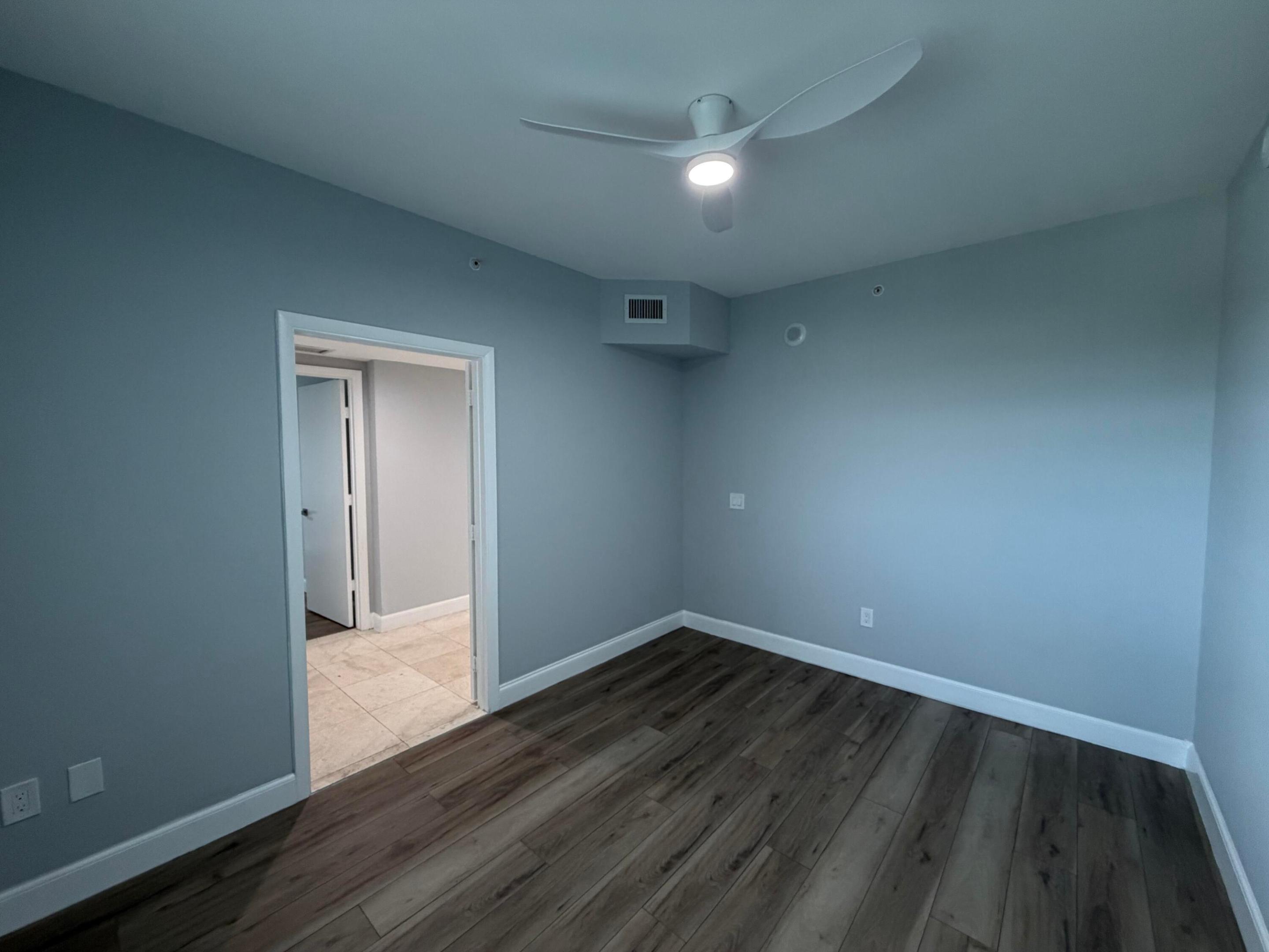 15051 Royal Oaks #1603 North Miami, FL 33181