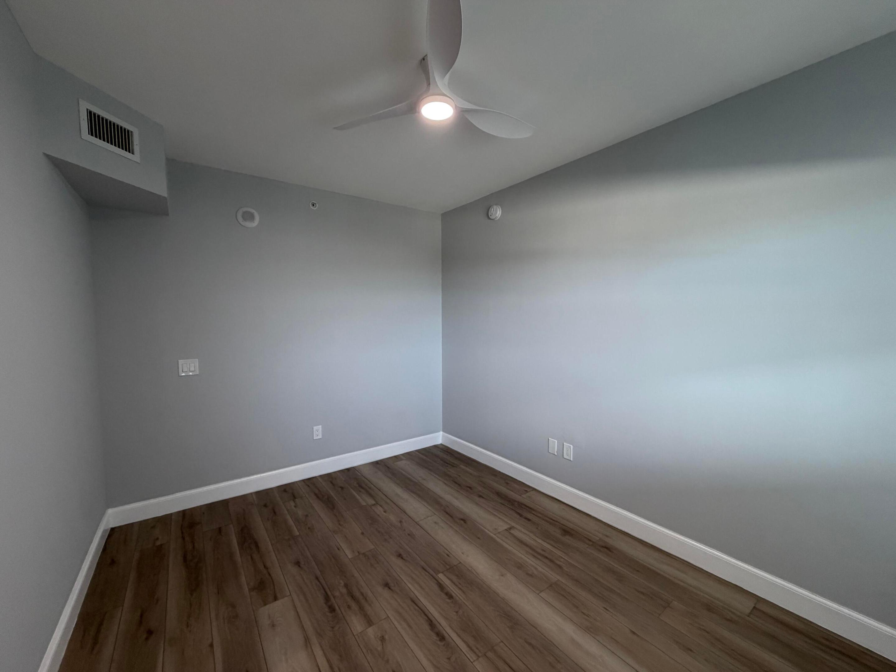 15051 Royal Oaks #1603 North Miami, FL 33181