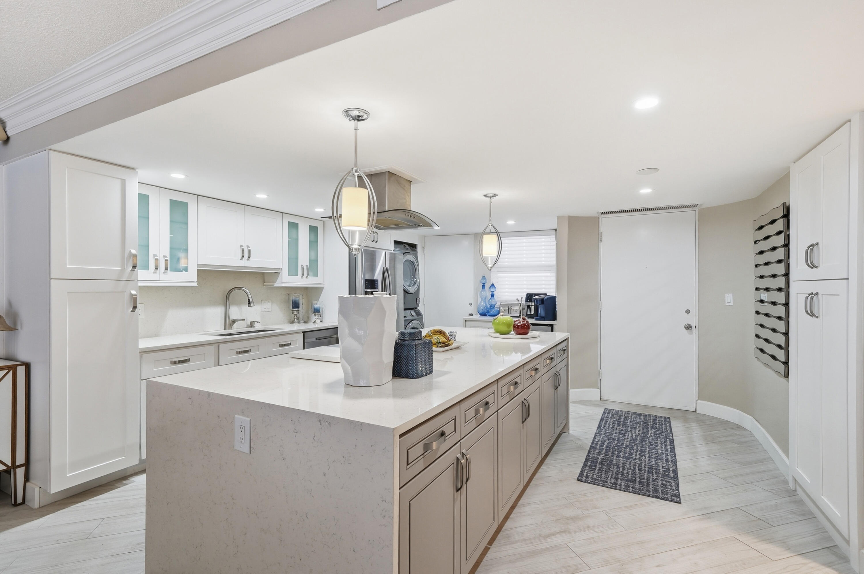 4100 Galt Ocean #305 Fort Lauderdale, FL 33308