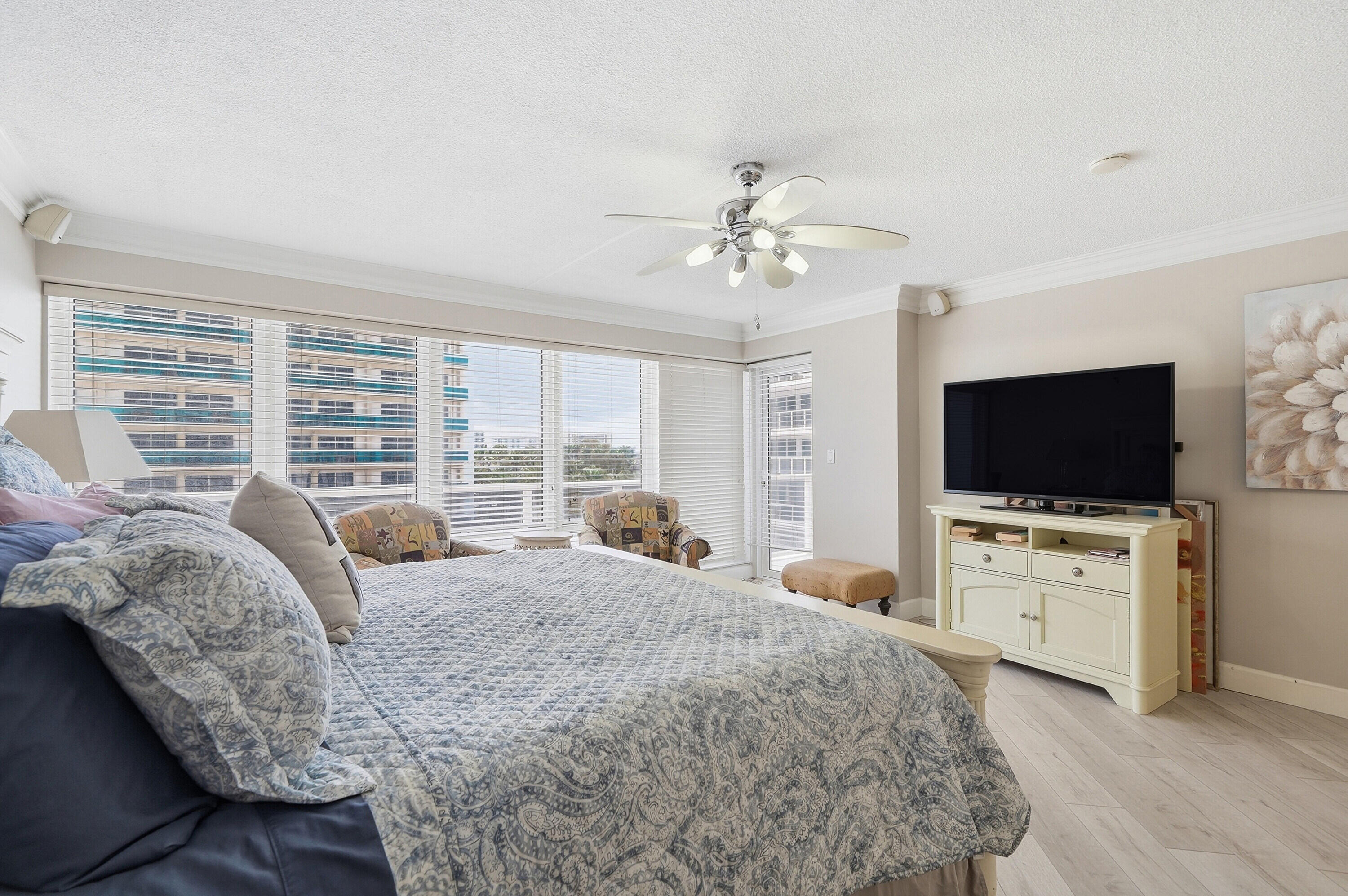 4100 Galt Ocean #305 Fort Lauderdale, FL 33308