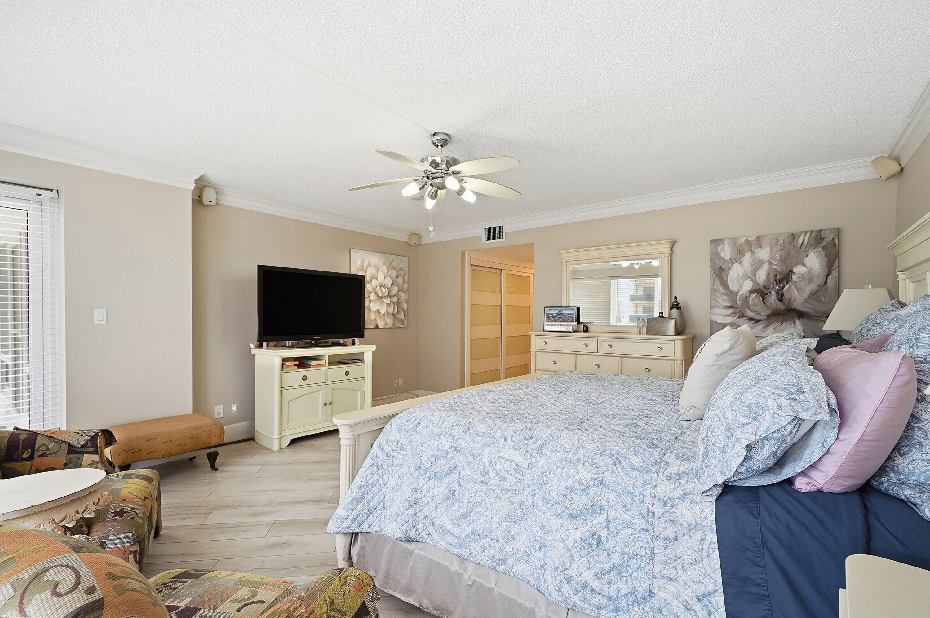 4100 Galt Ocean #305 Fort Lauderdale, FL 33308