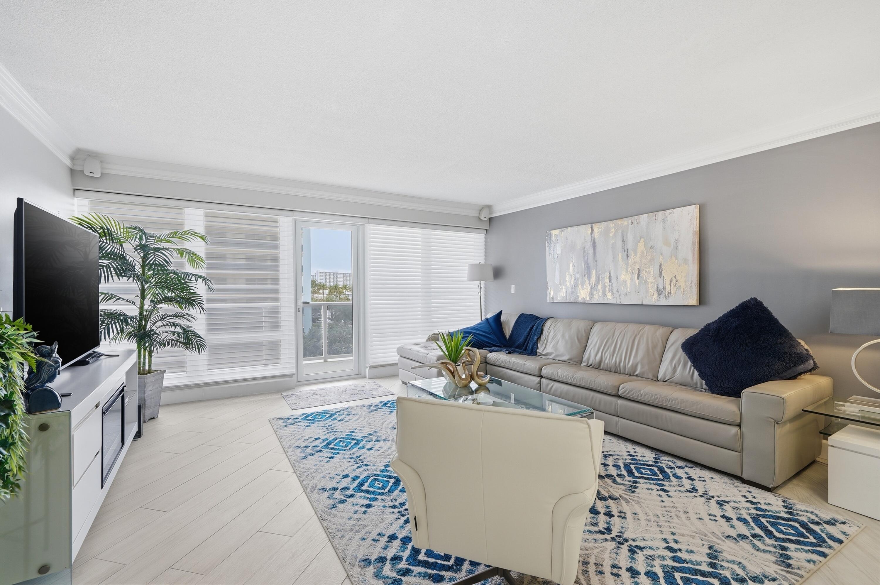 4100 Galt Ocean #305 Fort Lauderdale, FL 33308