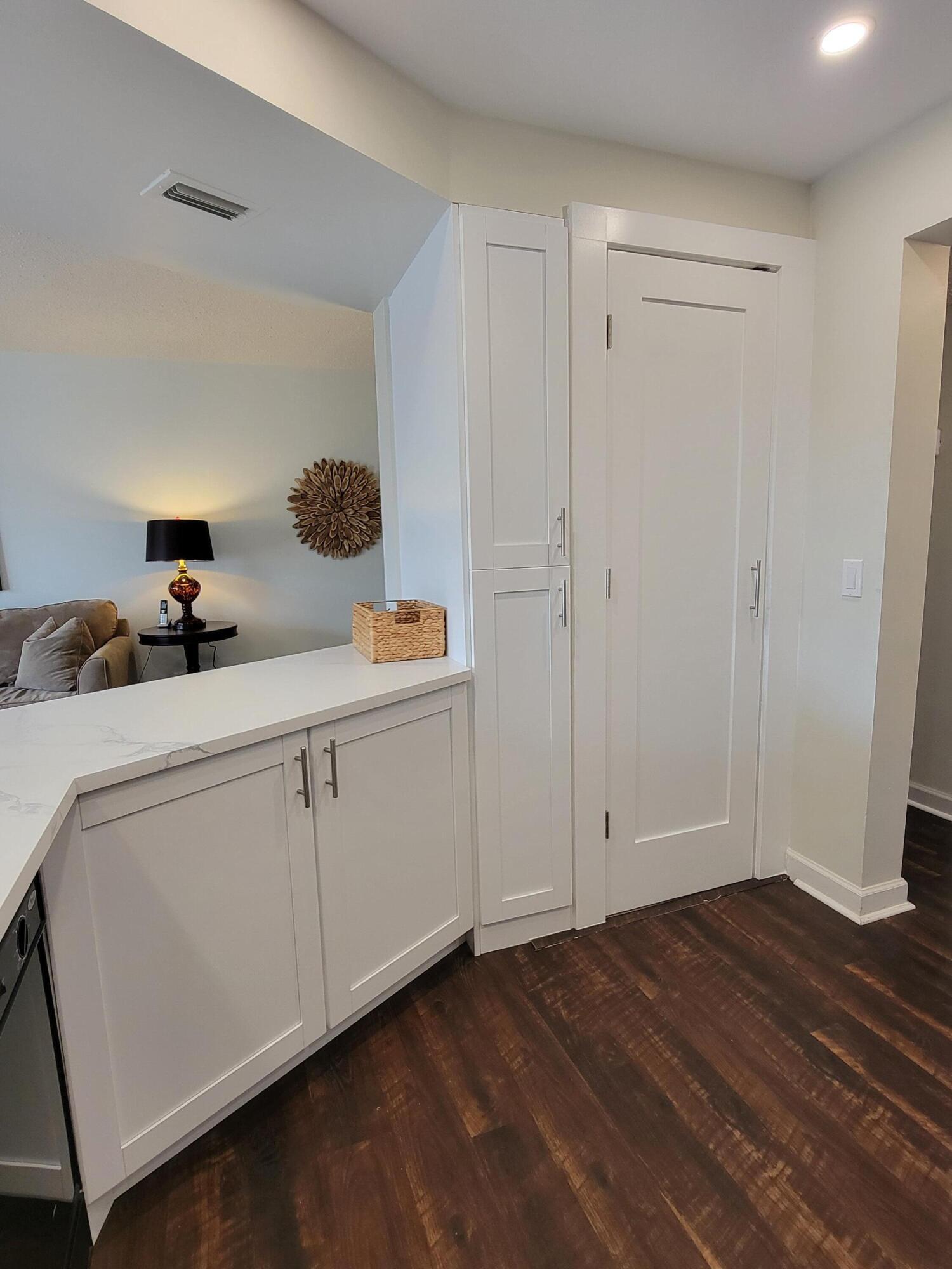 1605 S Us Hwy 1 #F303 Jupiter, FL 33477