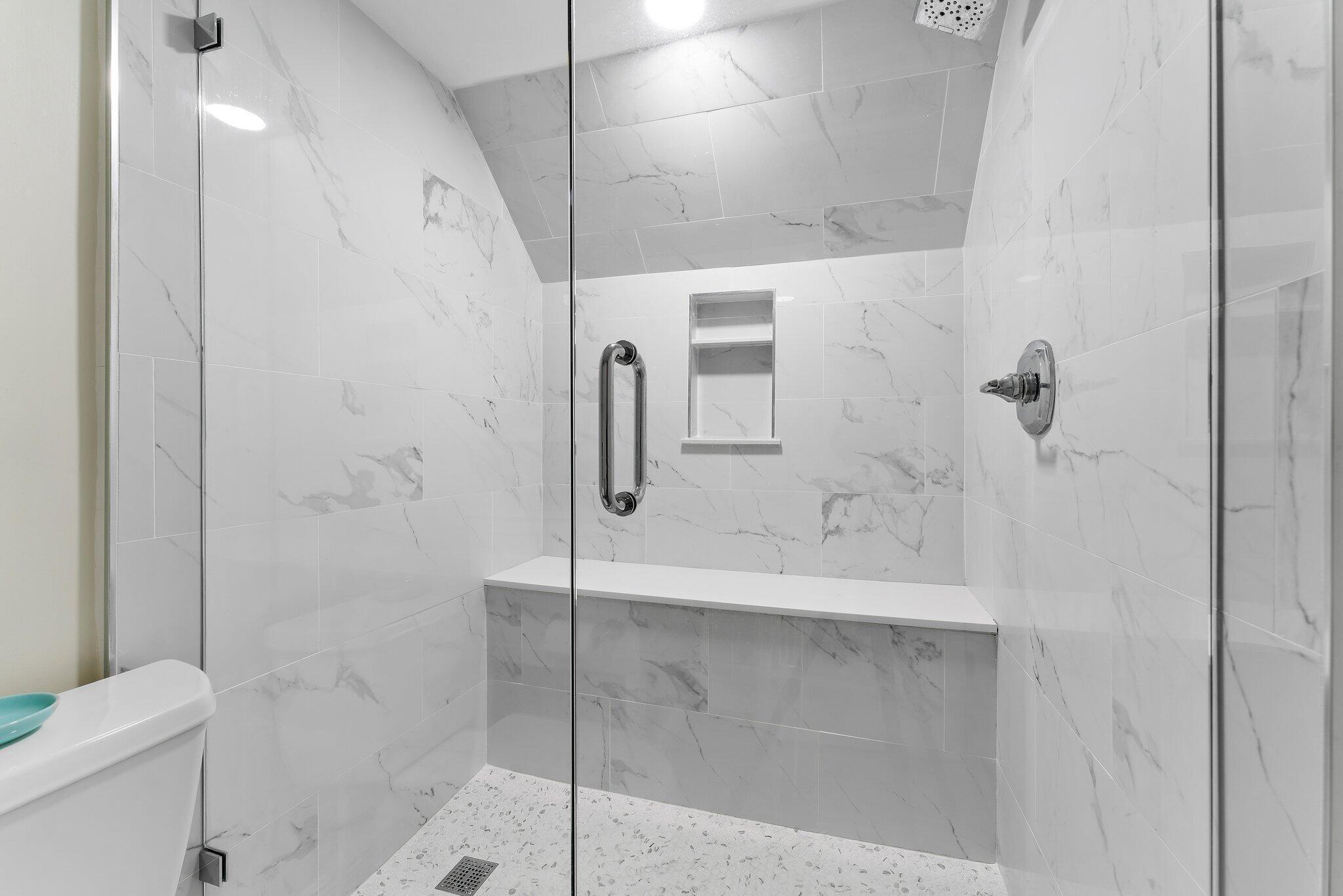 1605 S Us Hwy 1 #F303 Jupiter, FL 33477