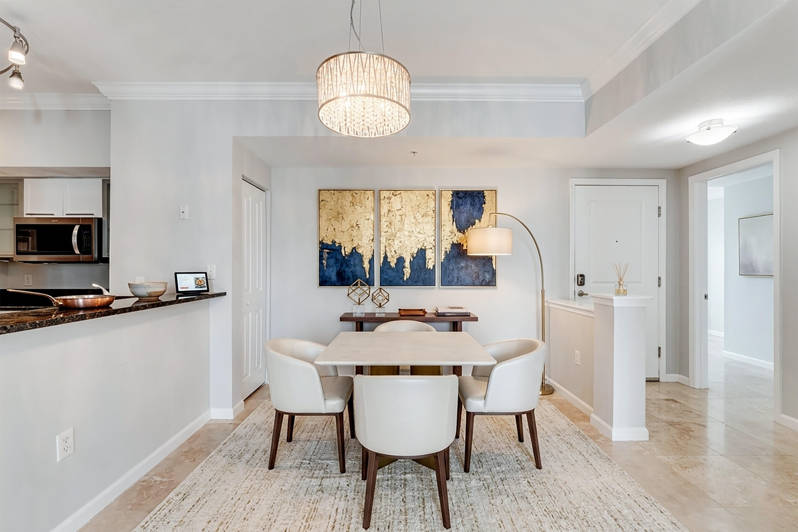 255 NE 1st #409 (ph-09)