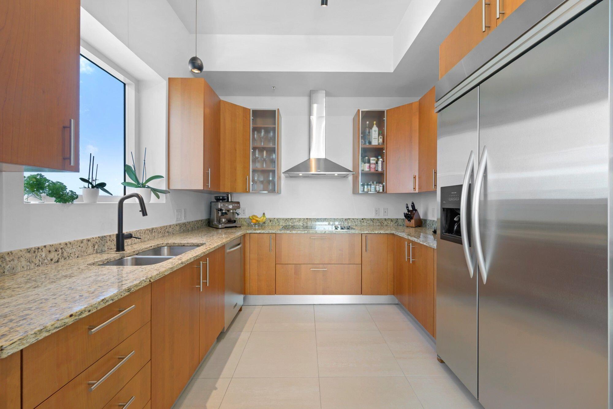 image Ocean Marine Yacht Club4