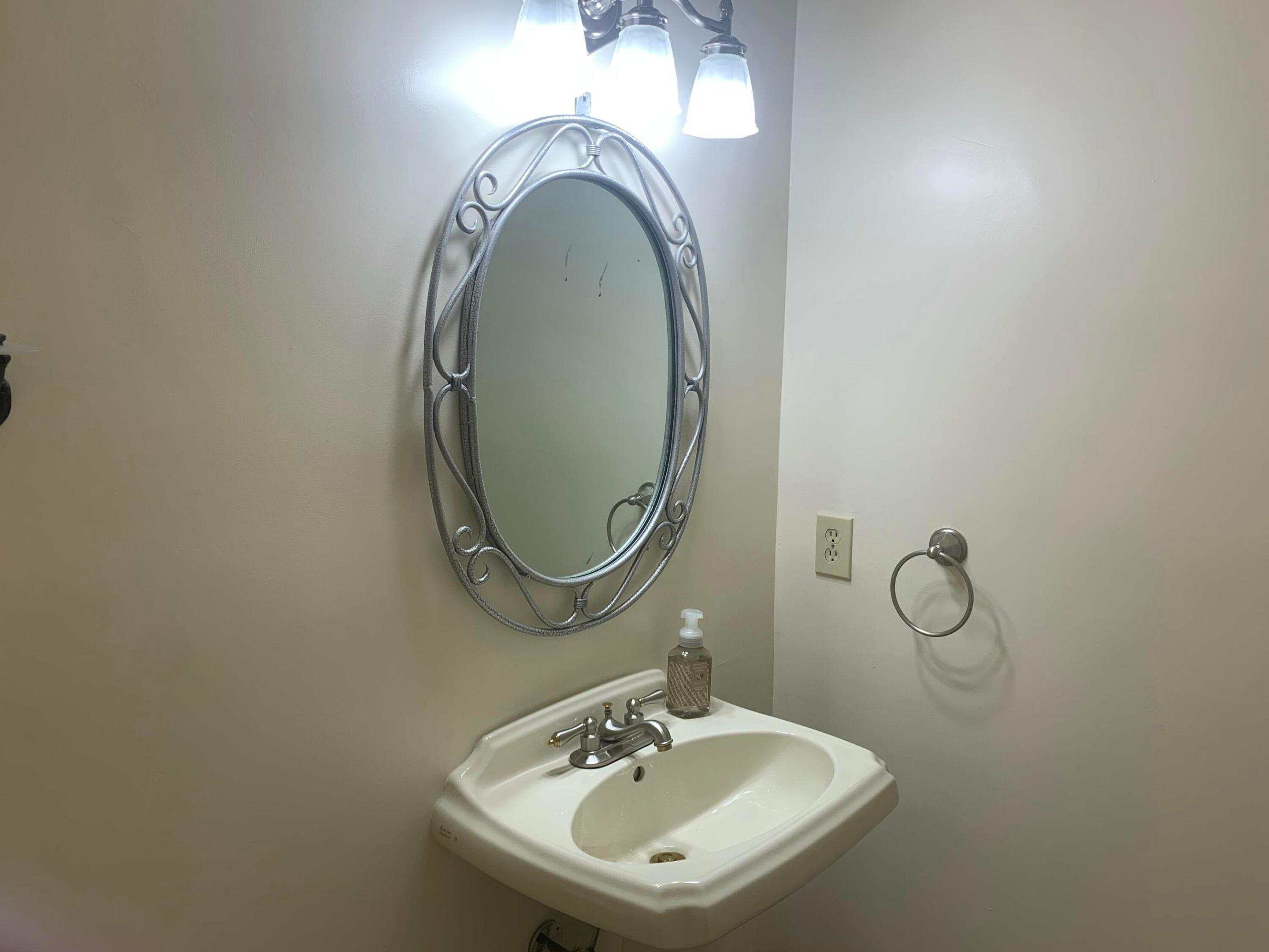 15350 NW 6th Pembroke Pines, FL 33028