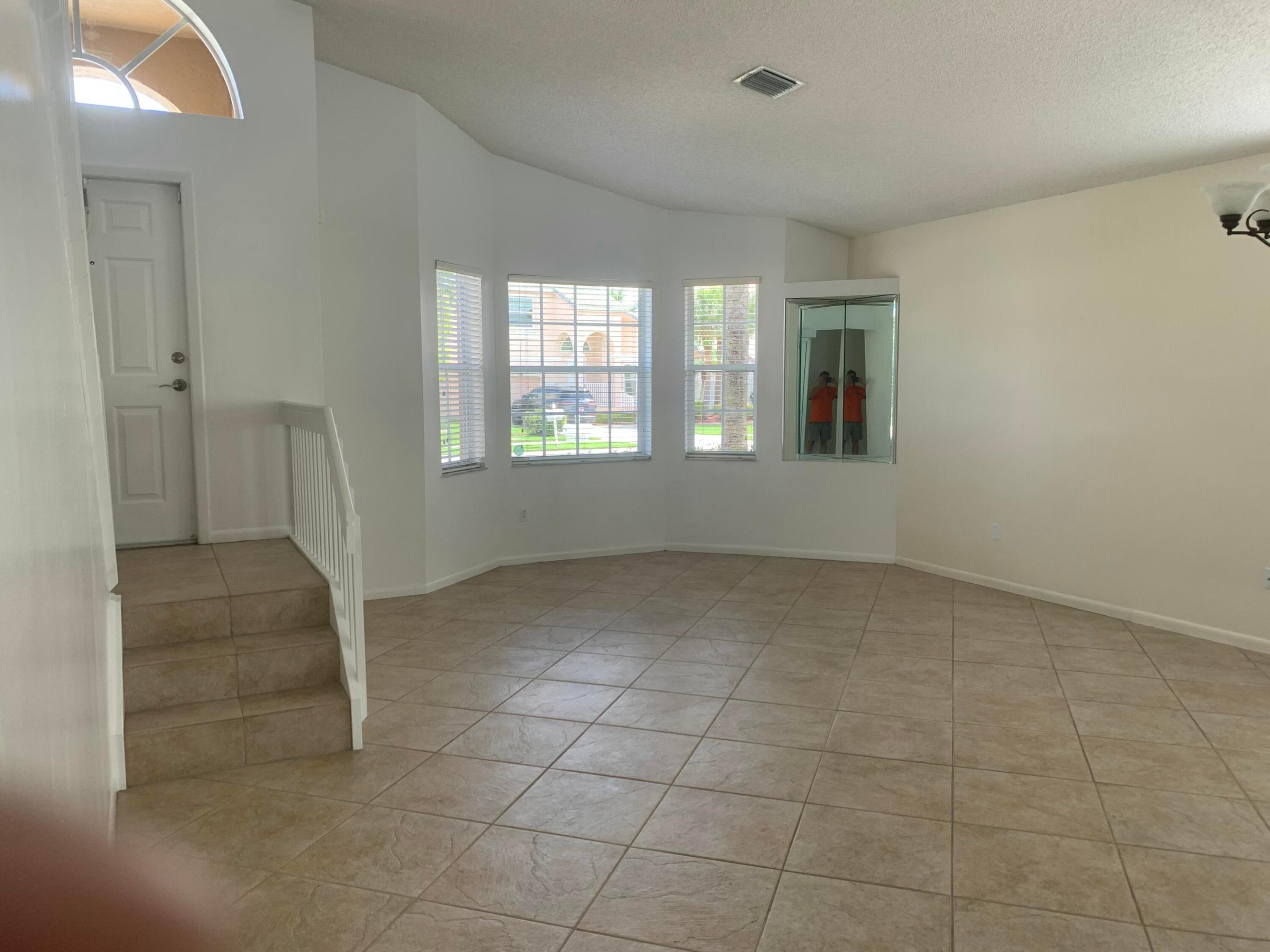 15350 NW 6th Pembroke Pines, FL 33028