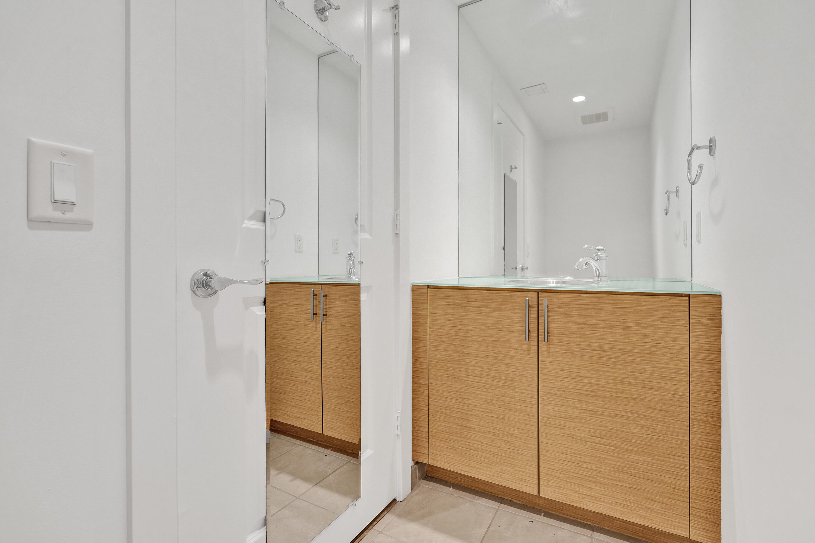 315 NE 3rd Ave #1201 Fort Lauderdale, FL 33301