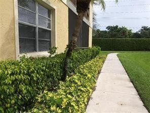 1227 SW 46th #303