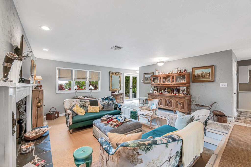 491 SE 16th Pompano Beach, FL 33060