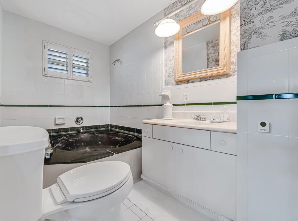 491 SE 16th Pompano Beach, FL 33060