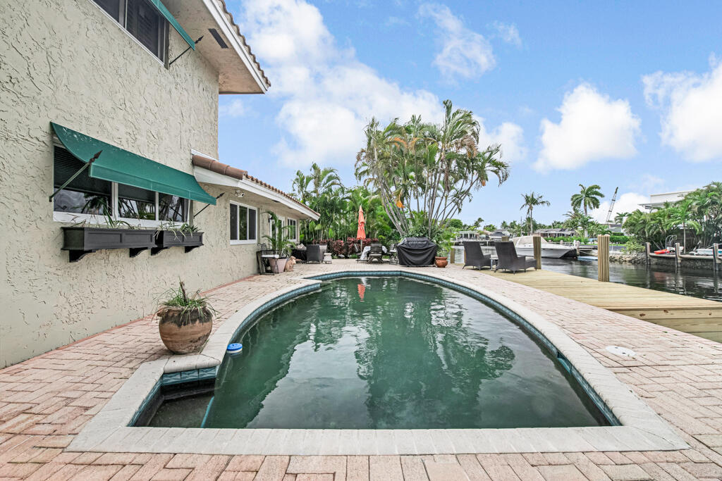 491 SE 16th Pompano Beach, FL 33060