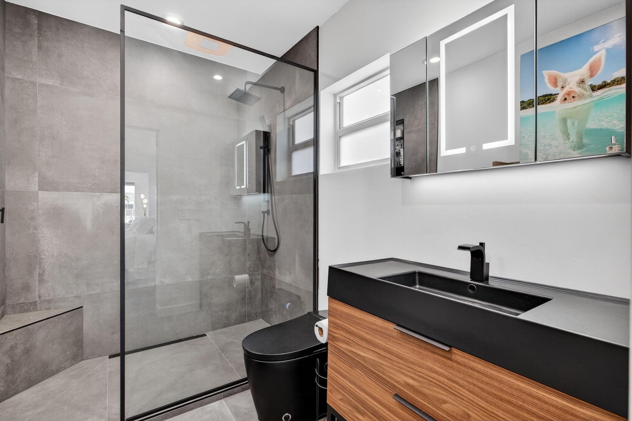 2720 NE 59th Fort Lauderdale, FL 33308