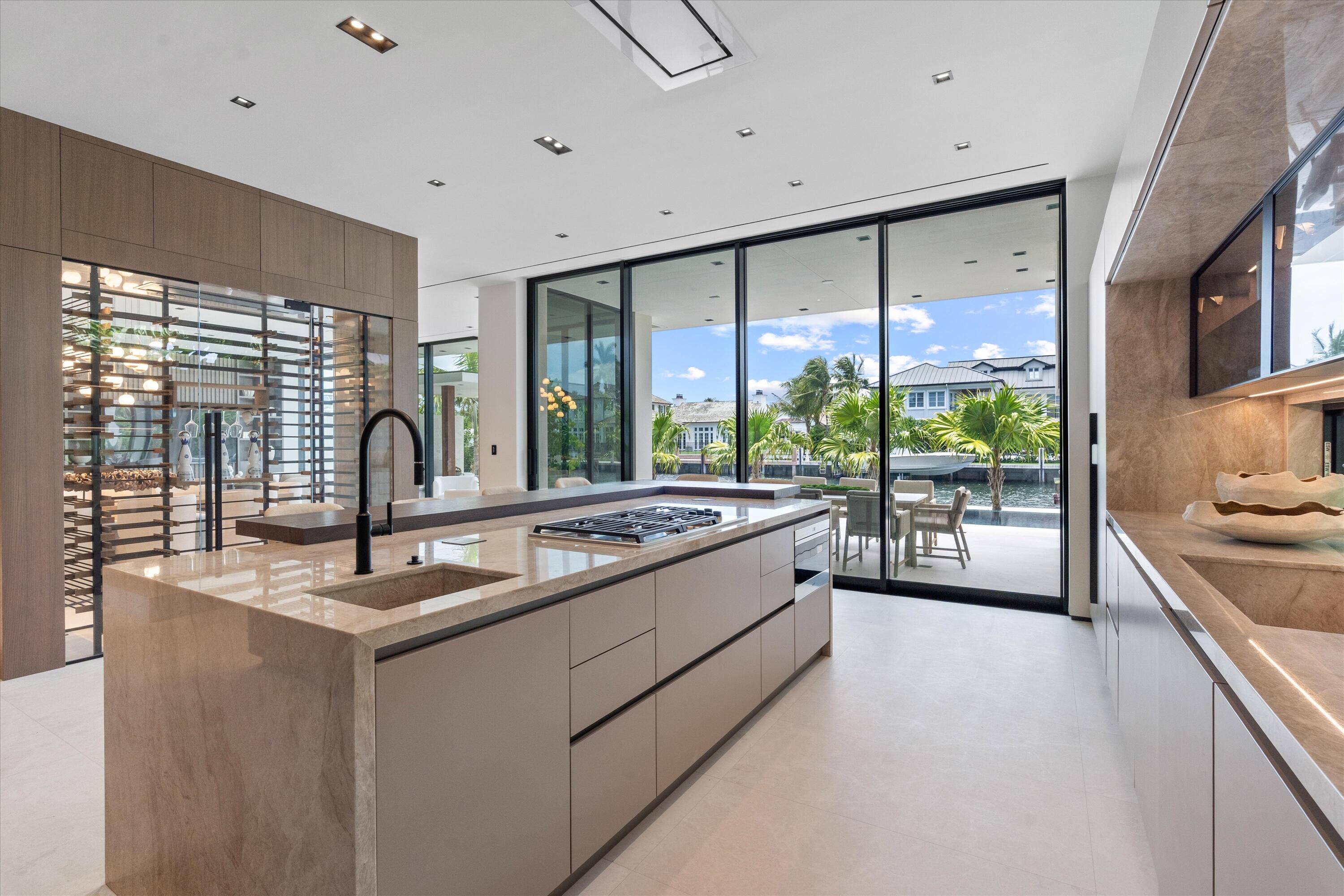 1721 SE 11th Fort Lauderdale, FL 33316