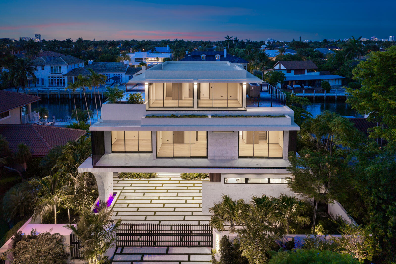 1721 SE 11th Fort Lauderdale, FL 33316