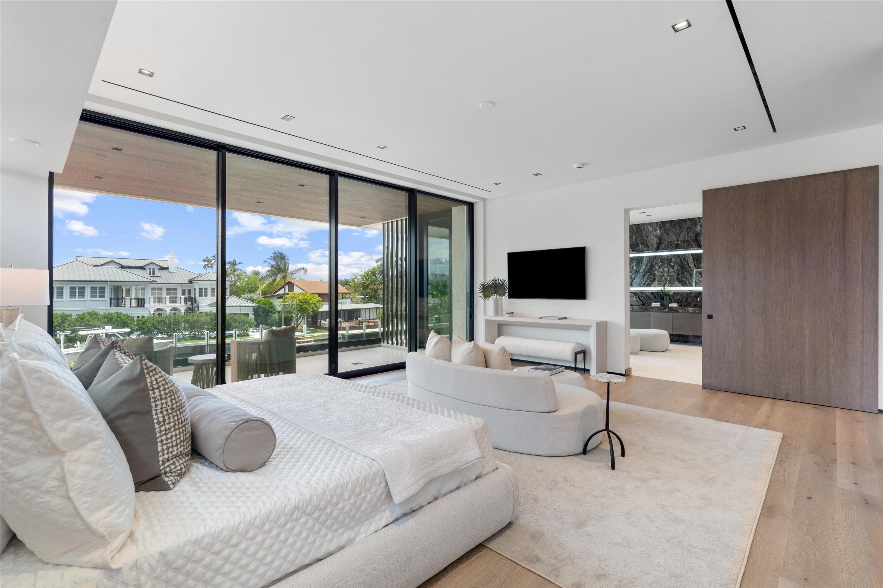 1721 SE 11th Fort Lauderdale, FL 33316