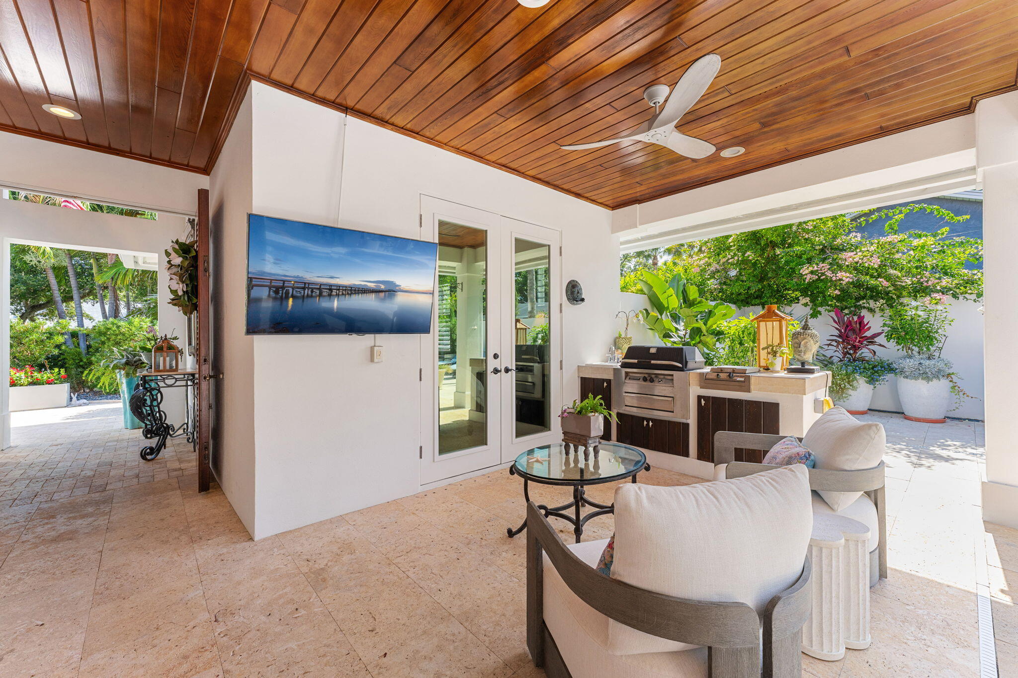 906 Jasmine Vero Beach, FL 32963