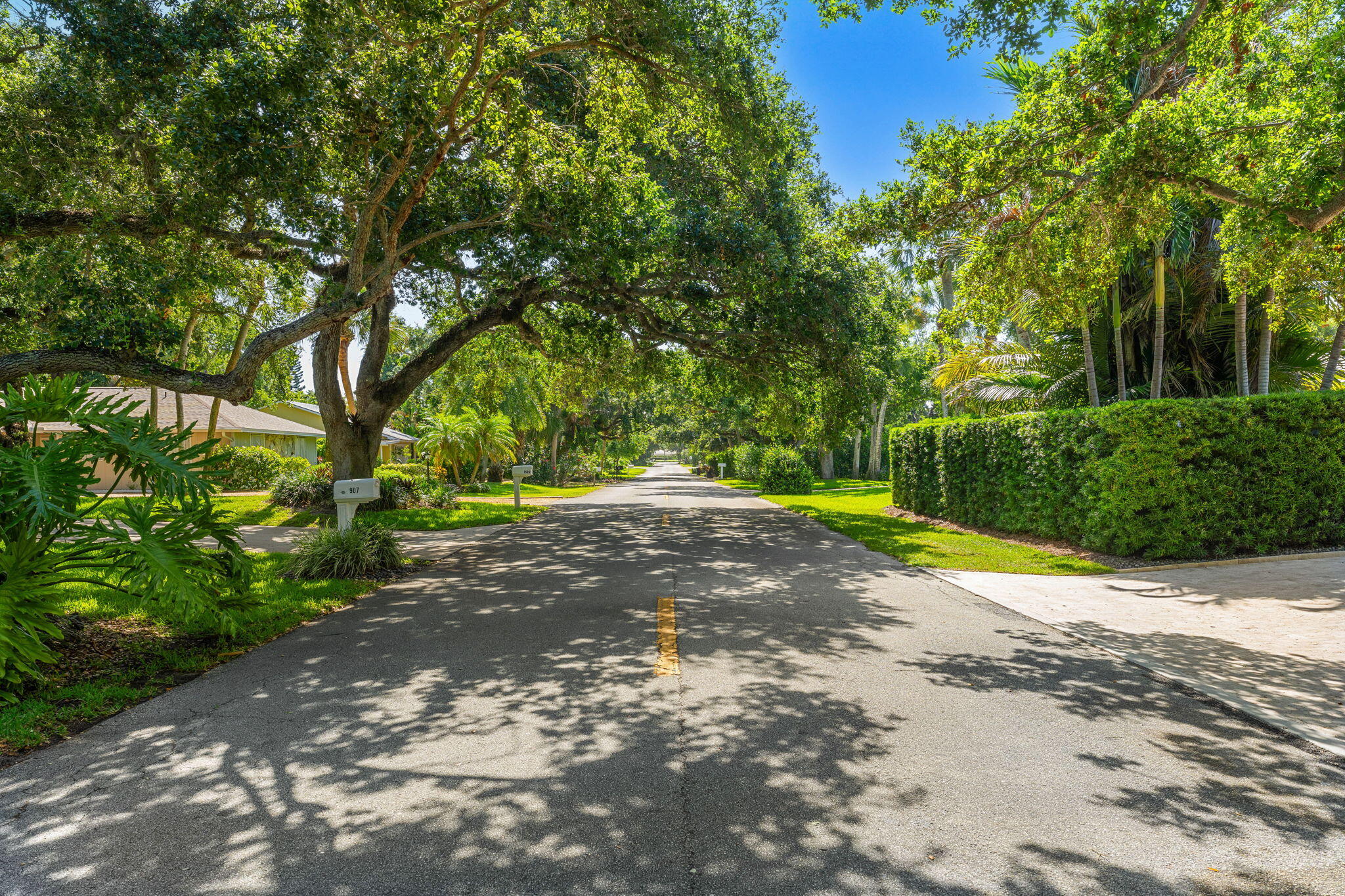 906 Jasmine Vero Beach, FL 32963