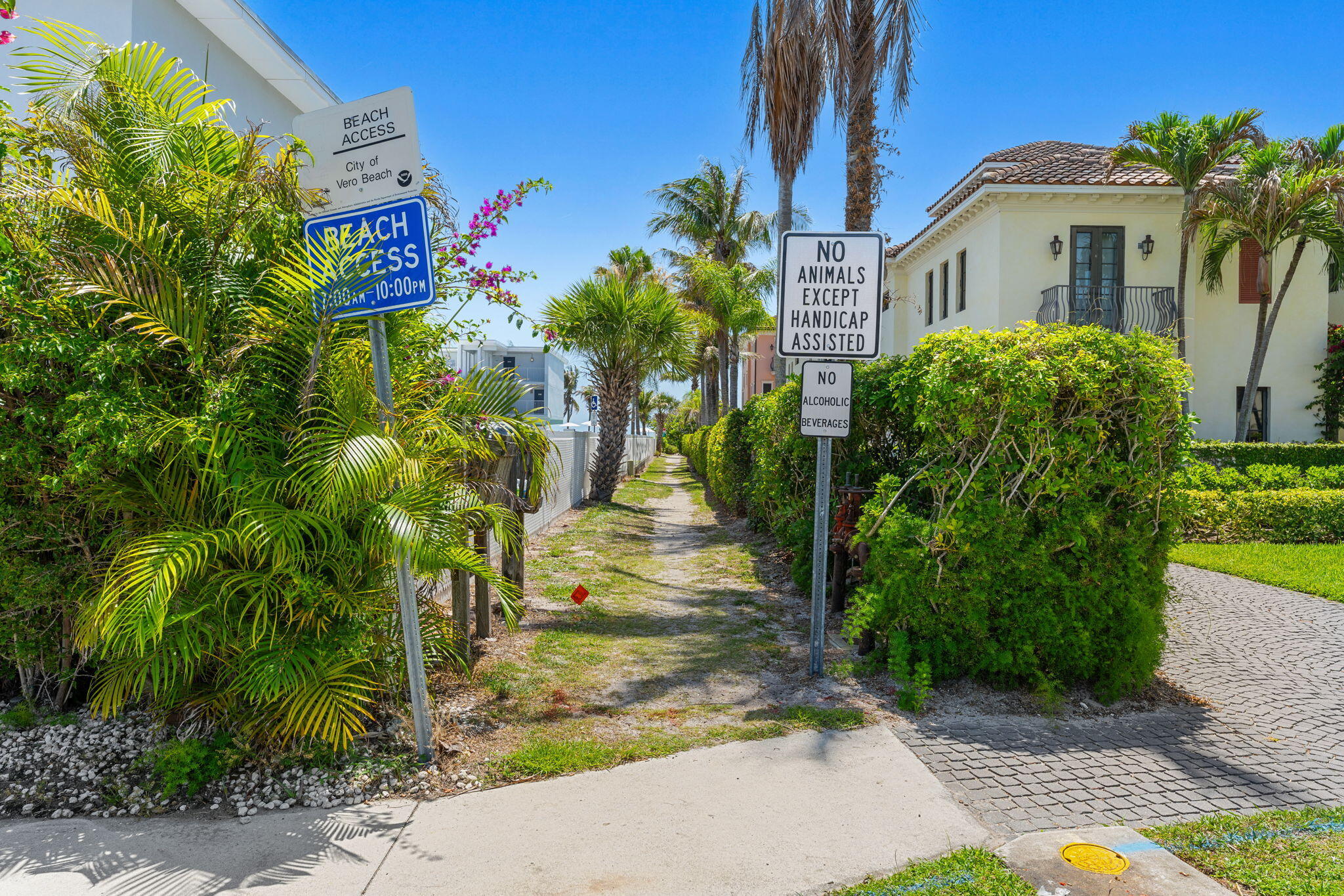 906 Jasmine Vero Beach, FL 32963