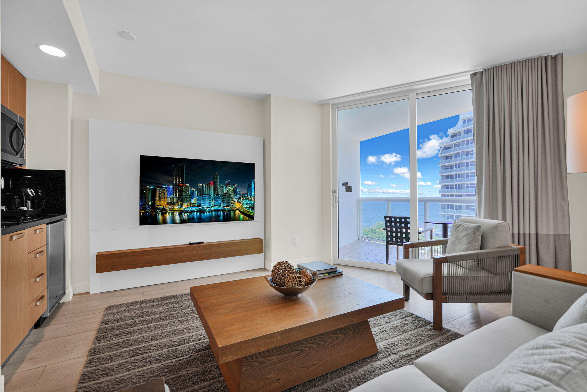 505 N Fort Lauderdale Bch #1103