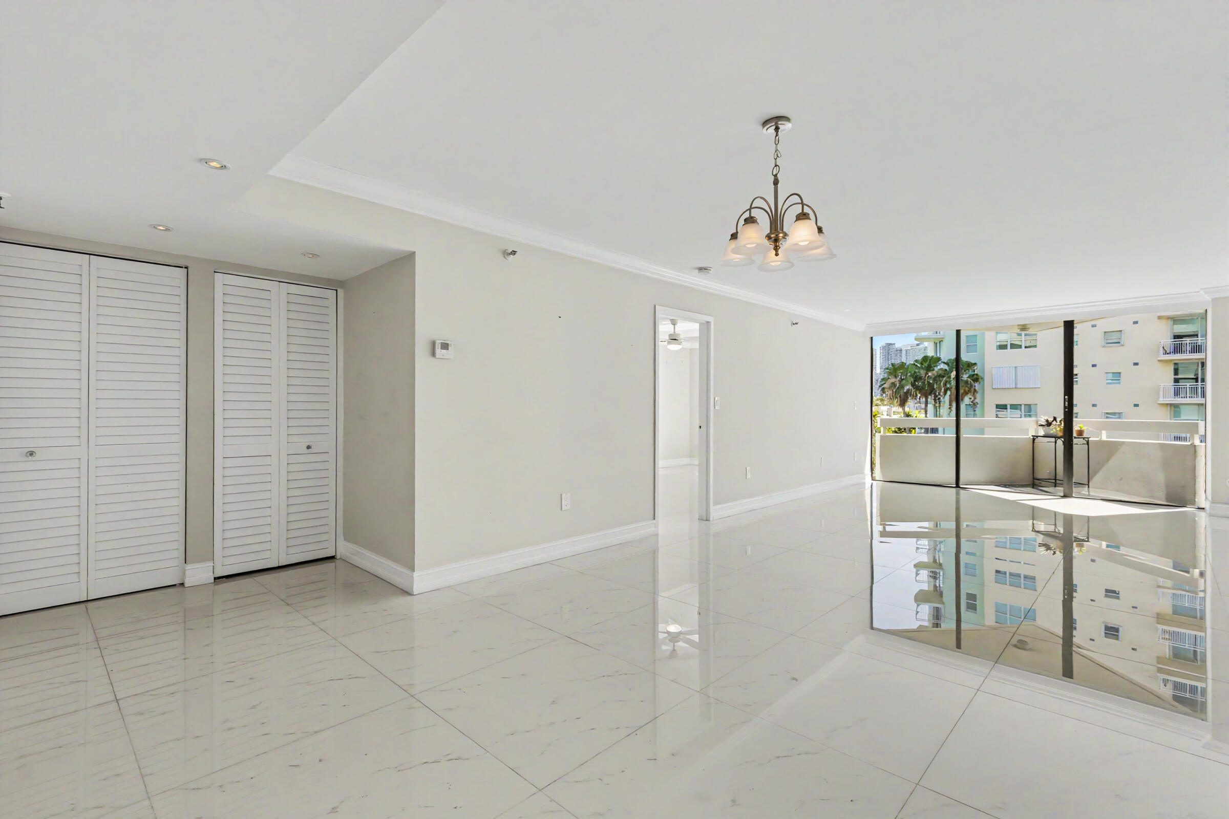 2501 Brickell #903 Miami, FL 33129