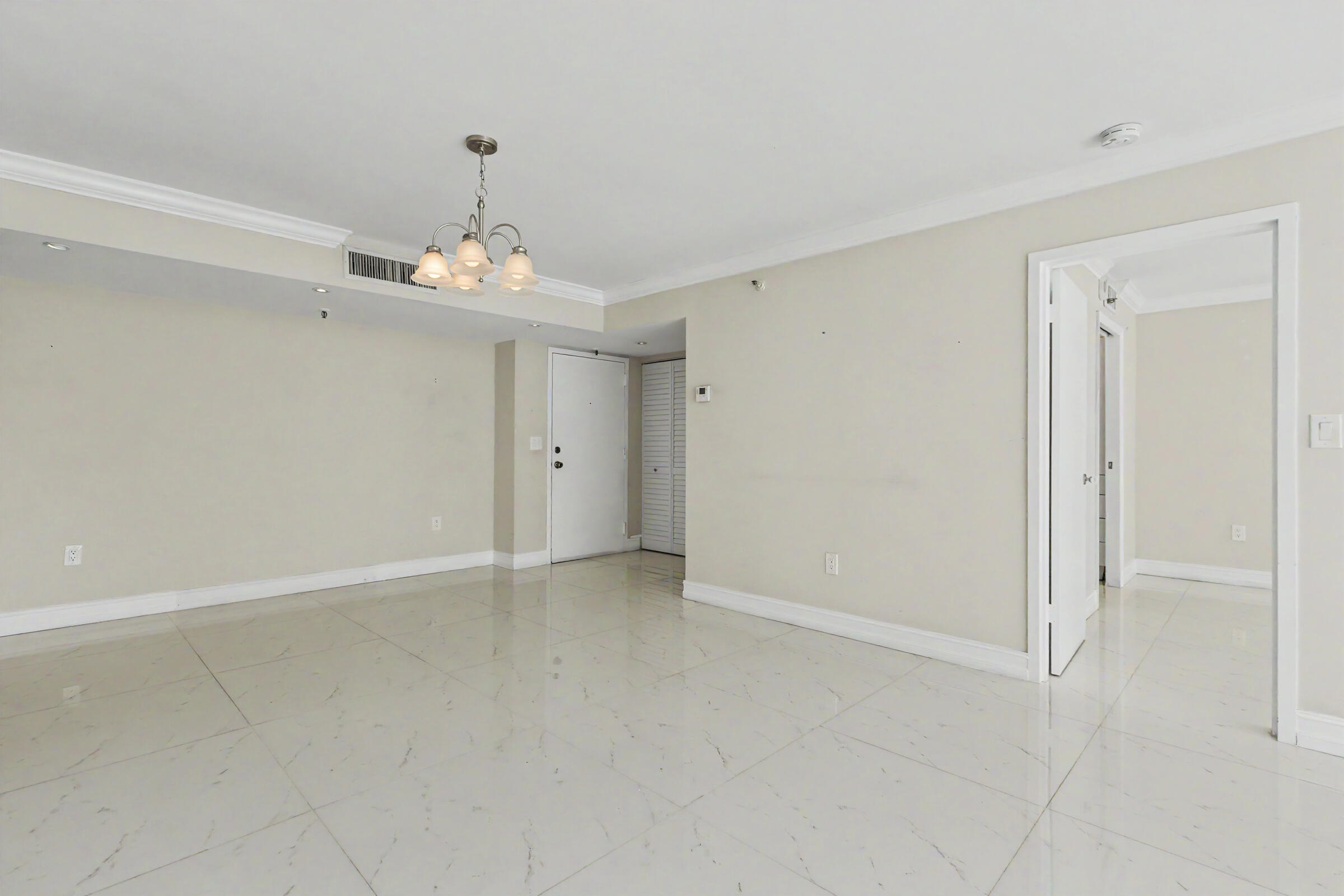 2501 Brickell #903 Miami, FL 33129