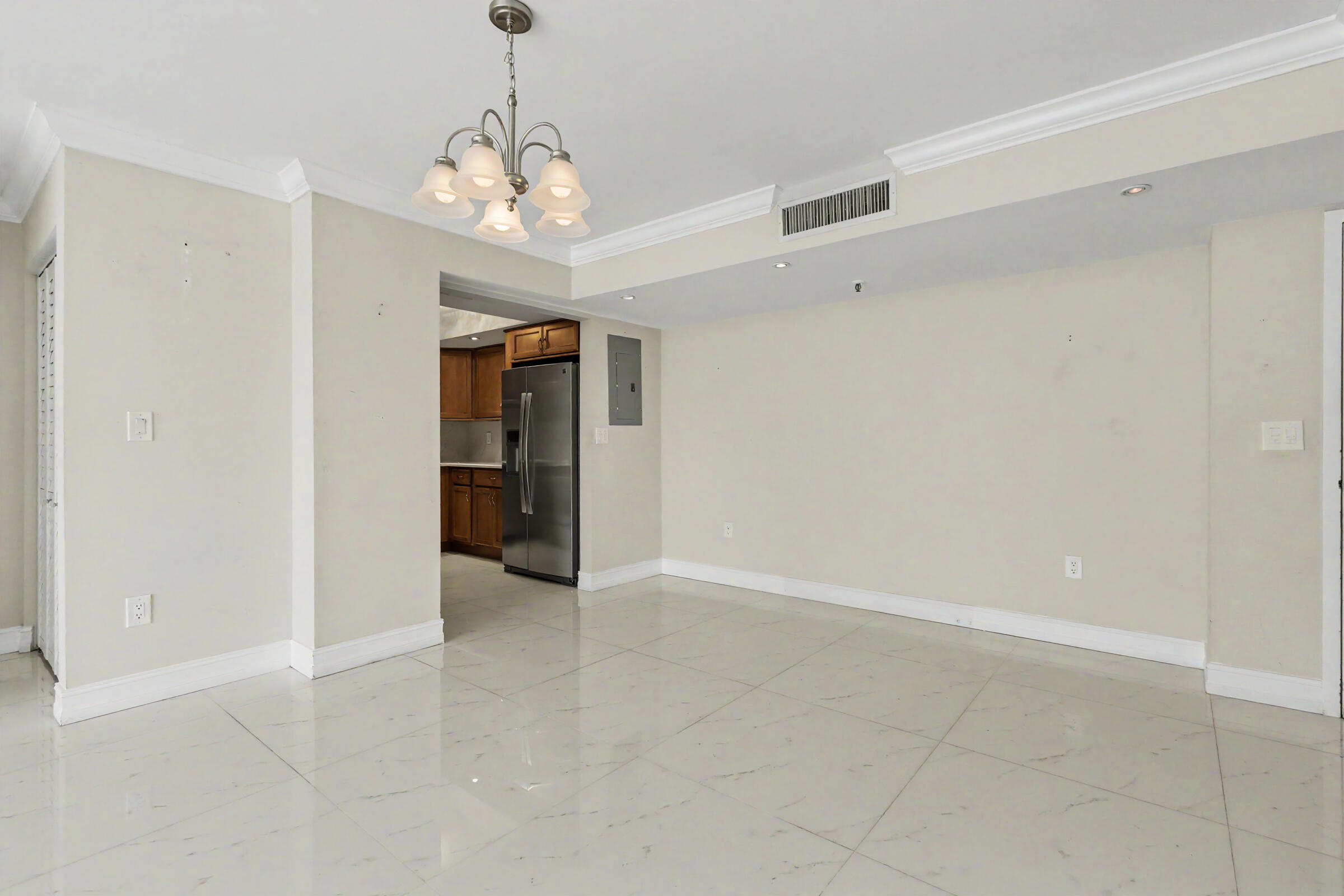 2501 Brickell #903 Miami, FL 33129