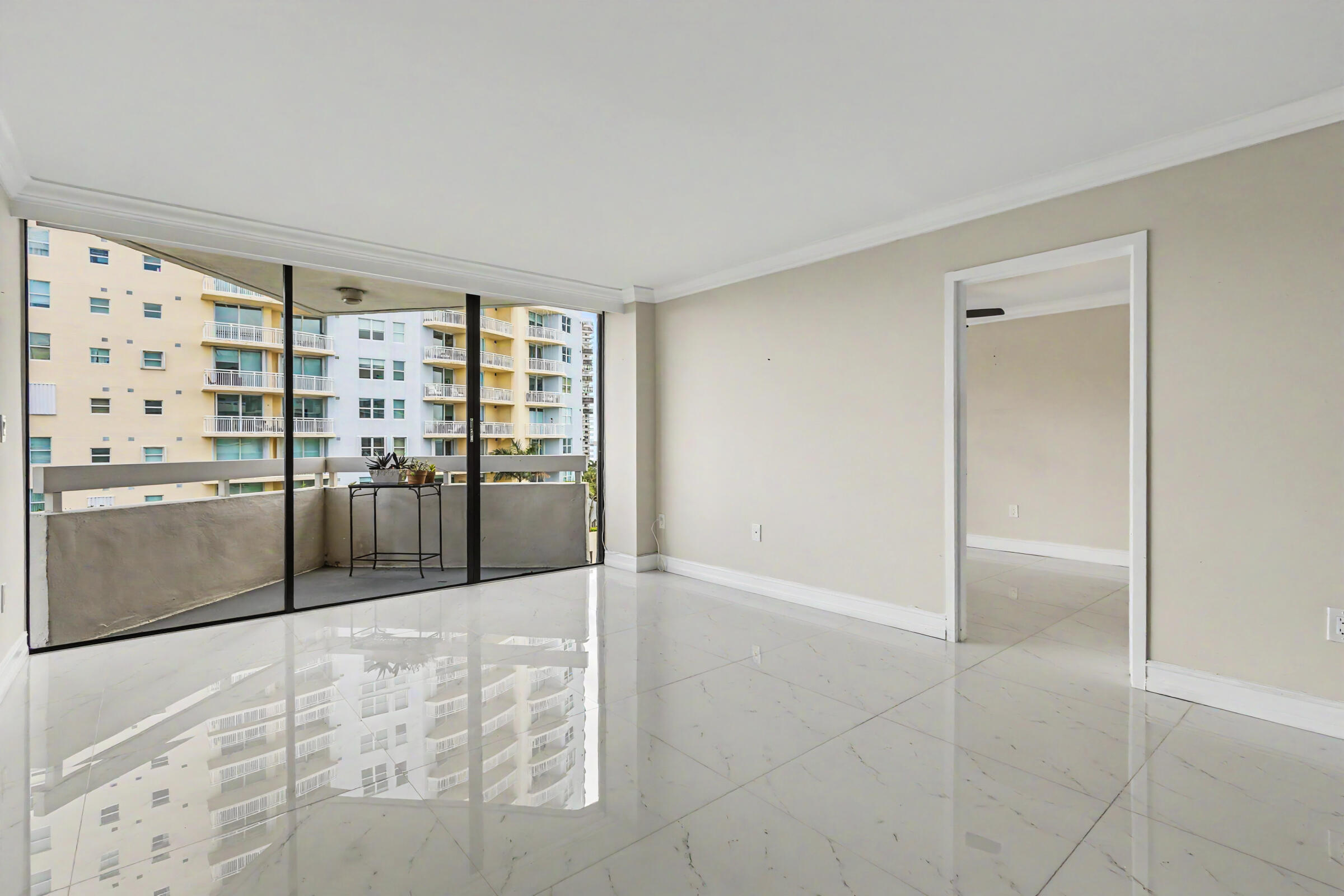 2501 Brickell #903 Miami, FL 33129