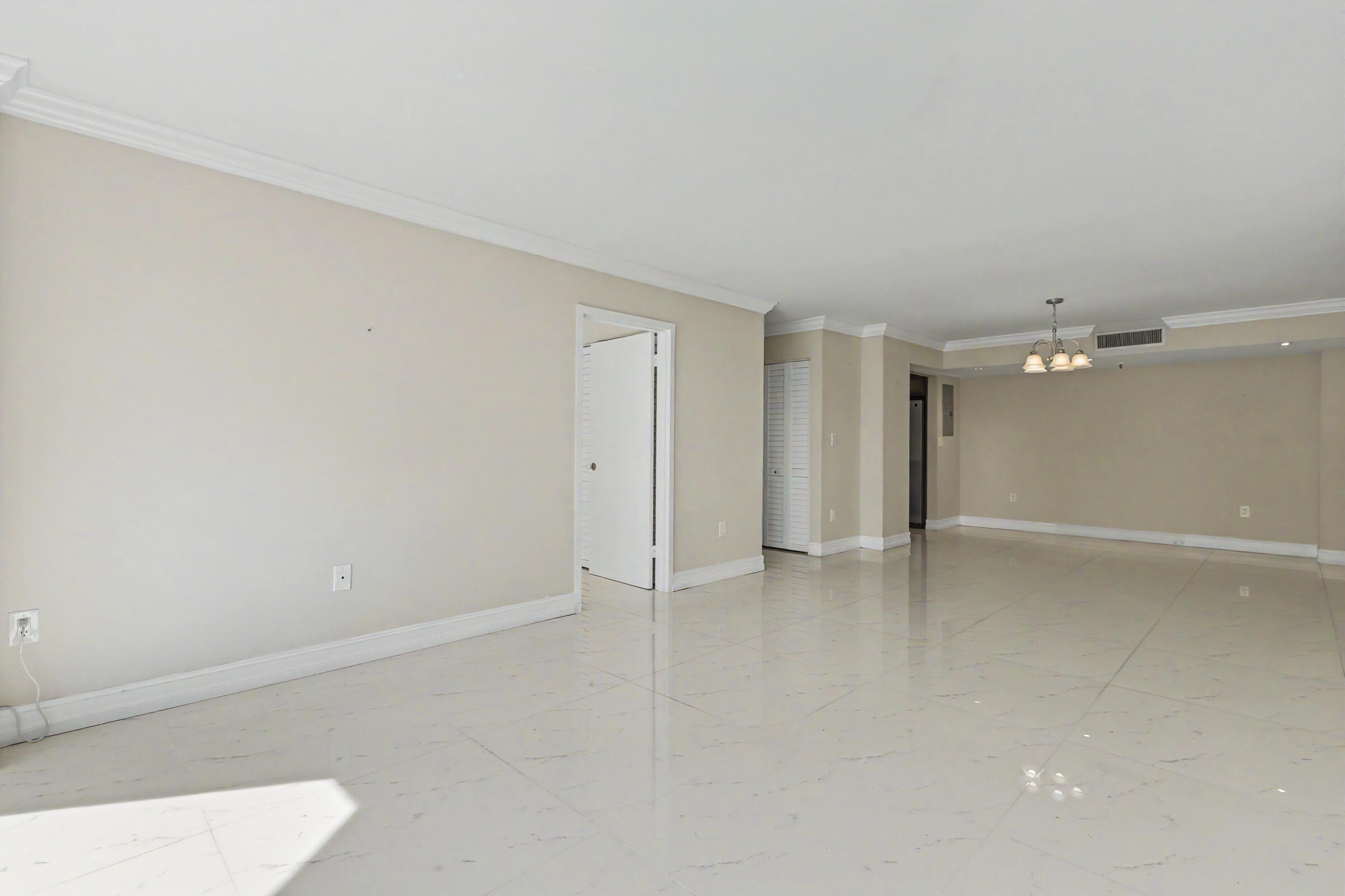 2501 Brickell #903 Miami, FL 33129